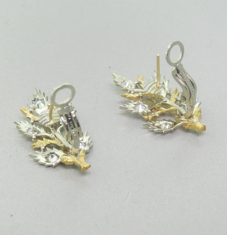 Buccellati Diamond Gold Leaf Motif Earrings In Excellent Condition For Sale In Lambertville, NJ