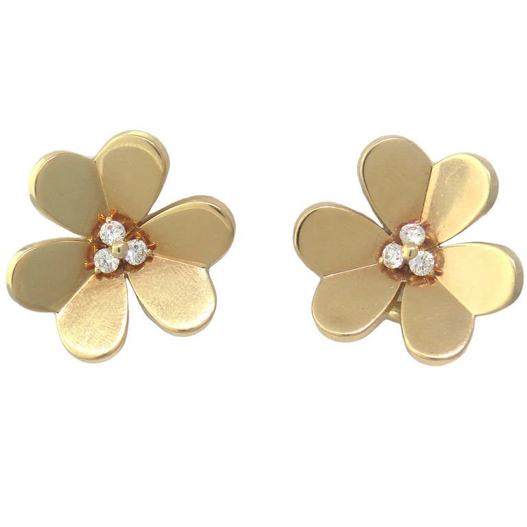 Van Cleef and Arpels Frivole Diamond Gold Flower Earrings at 1stDibs