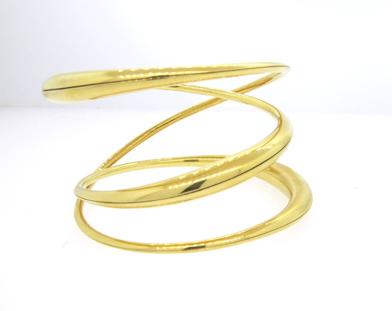 Michael Good Gold Wide Twist Bangle Bracelet In Excellent Condition In Lambertville, NJ