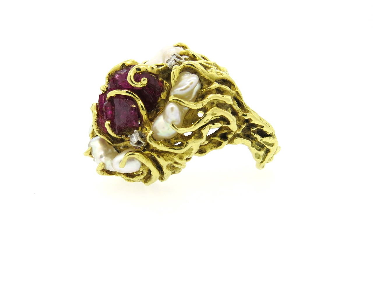 Women's 1970s Free Form Chatham Ruby Pearl Diamond Gold Ring