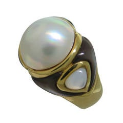 Marina B. Pearl Mother of Pearl  Gold Ring