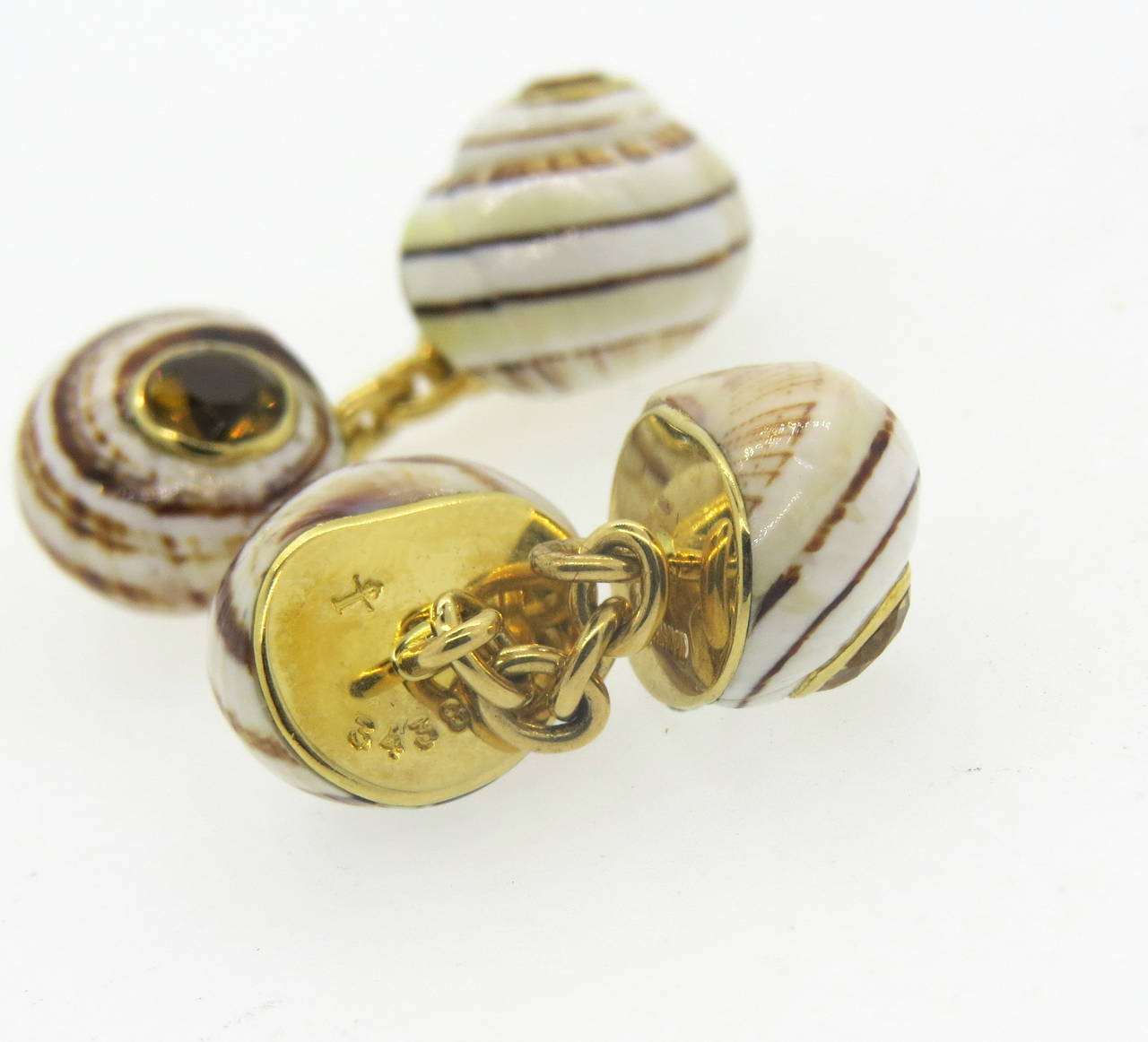 Trianon Shell Citrine Gold Cufflinks In New Condition In Lambertville, NJ