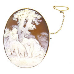 Antique Gold Cameo Brooch Pin