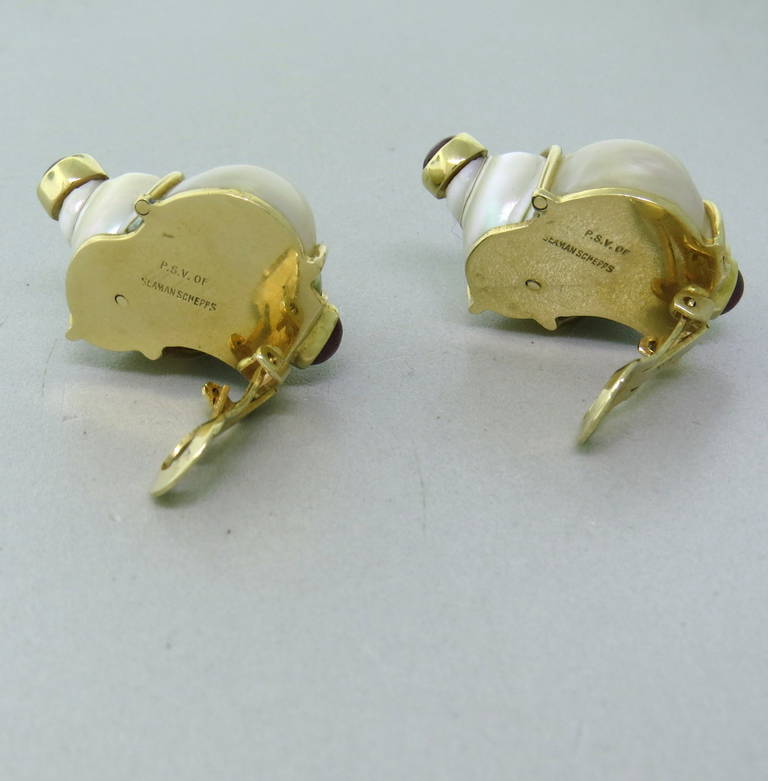 Seaman Schepps Shell Ruby Gold Earrings In Excellent Condition In Lambertville, NJ