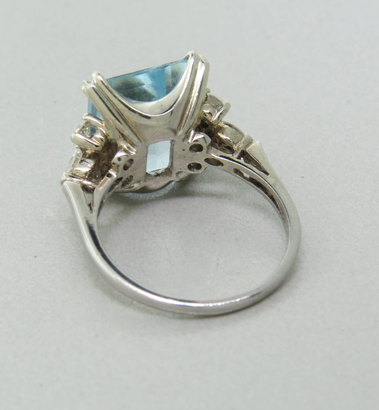 Aquamarine Diamond Gold Ring In Excellent Condition In Lambertville, NJ