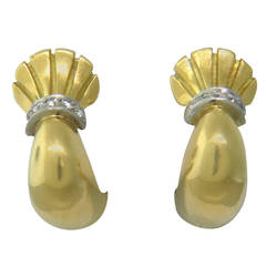 Modern Diamond Gold Hoop Earrings Modern Diamond Gold Hoop Earrings