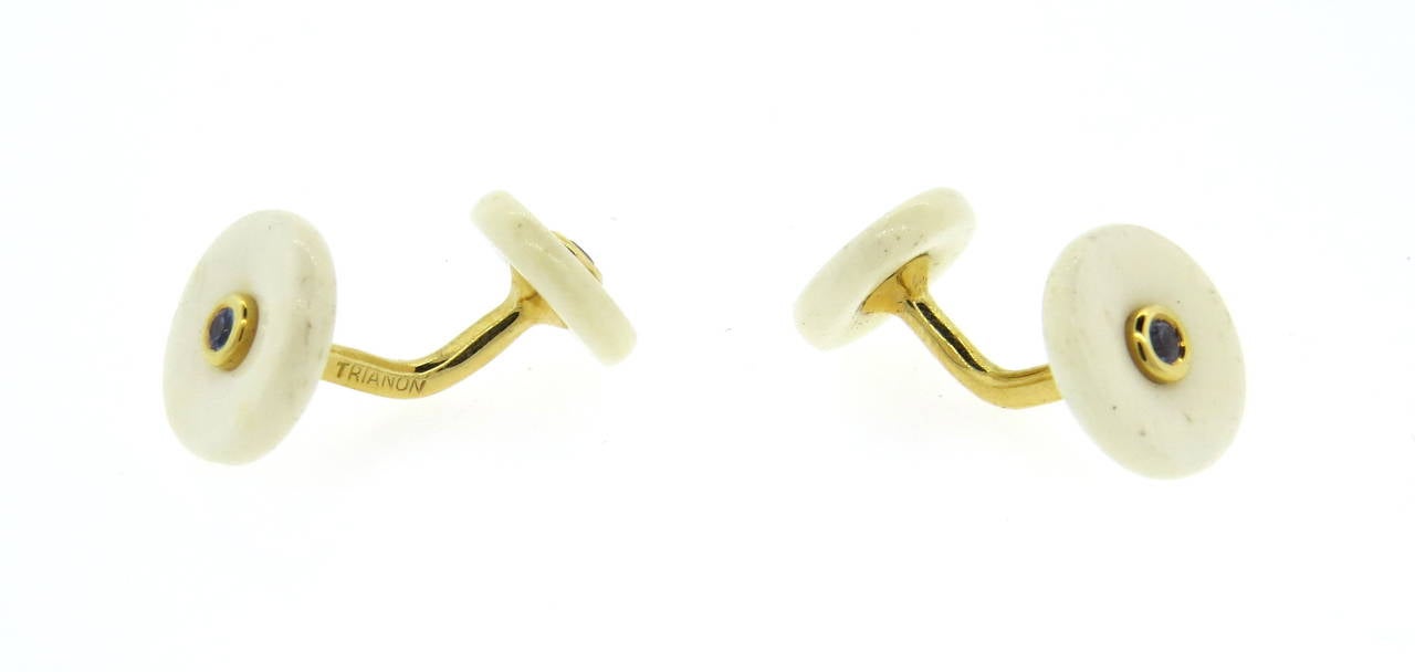 Men's Trianon Iolite Gemstone Gold Cufflinks For Sale