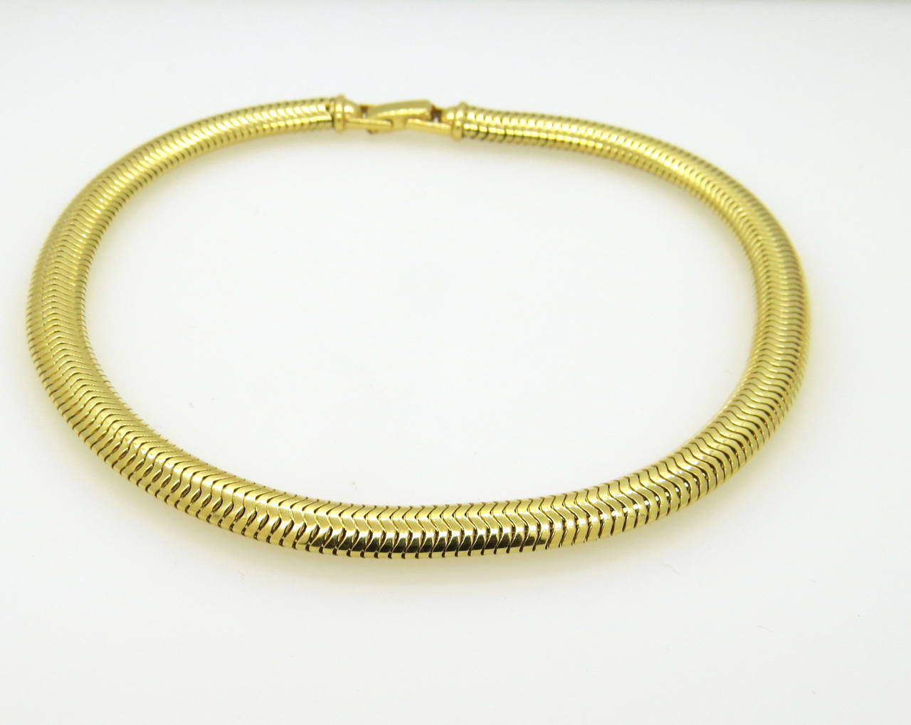 Tiffany & Co. Retro Gooseneck Gold Necklace In Excellent Condition In Lambertville, NJ