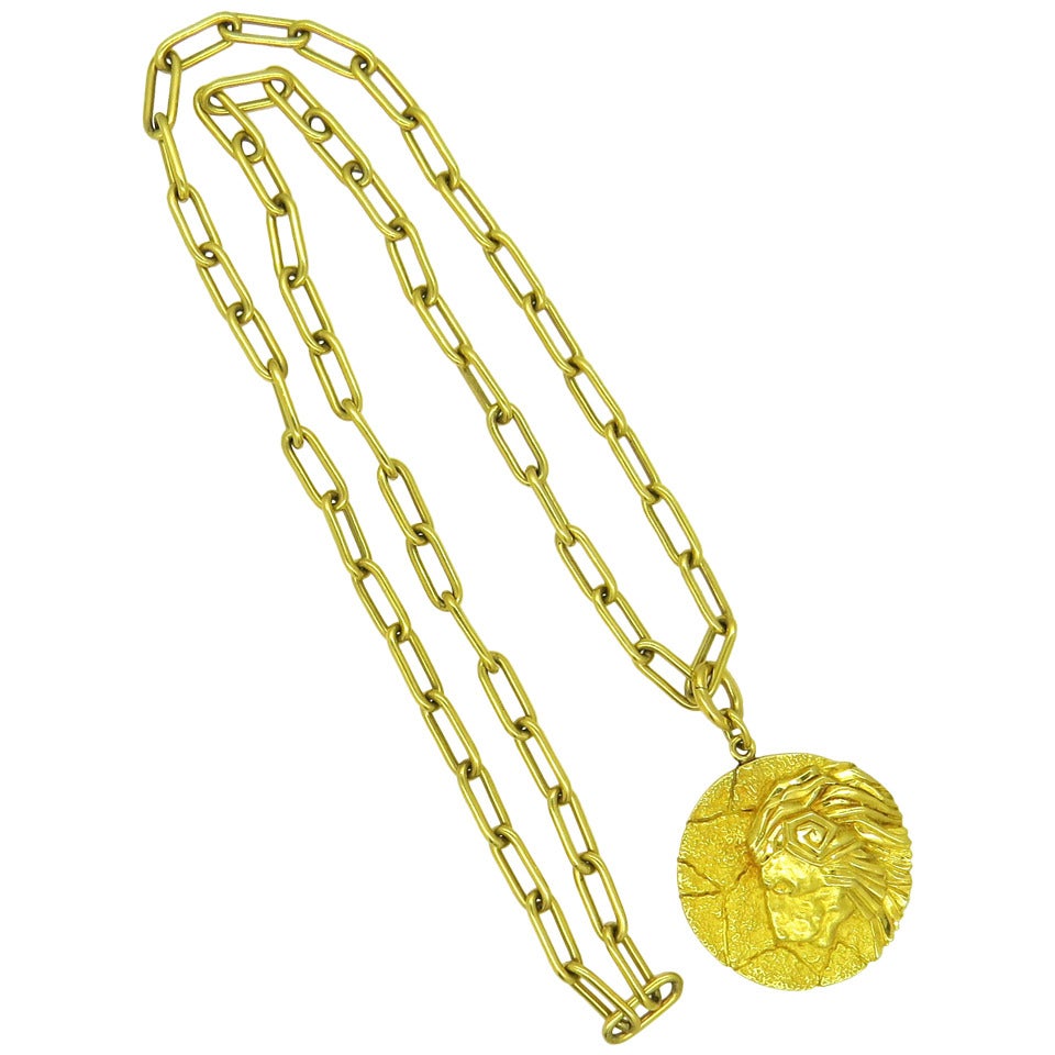 Tiffany & Co. Gold Zodiac Sign Leo Pendant Chain Necklace