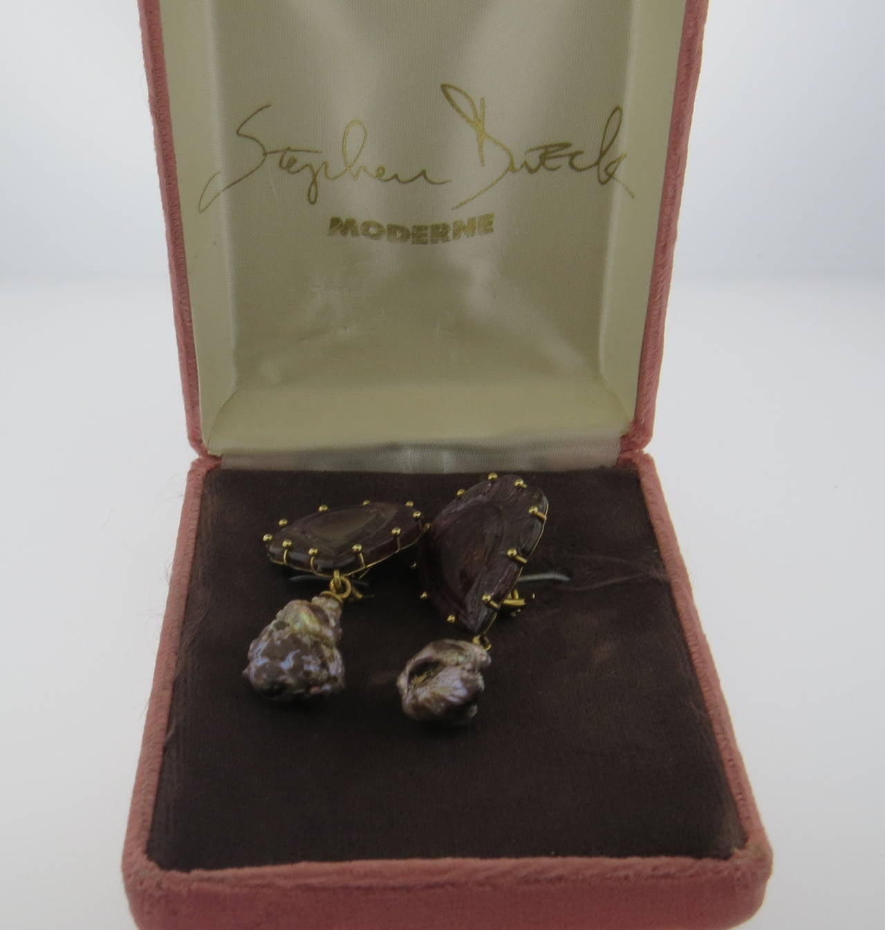 Stephen Dweck Carved Tourmaline Strawberry Pearl Gold Earrings In Excellent Condition In Lambertville, NJ