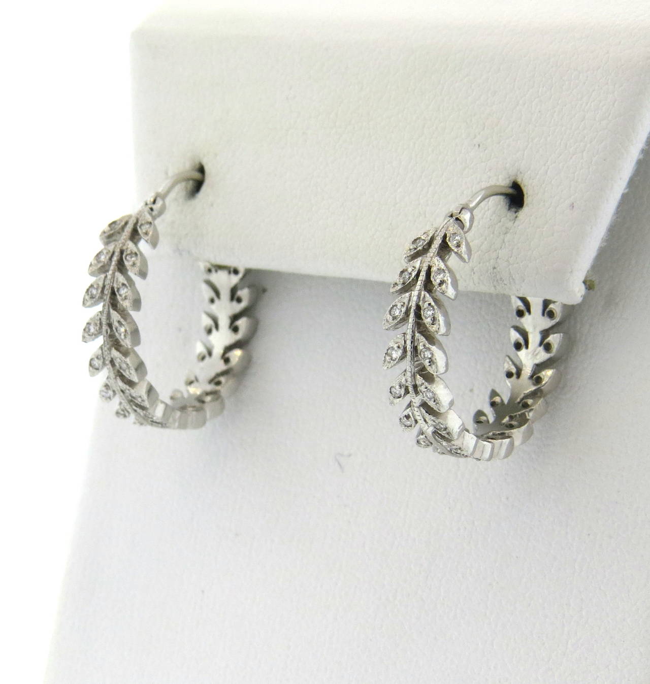 Cathy Waterman Diamond Platinum Foliate Hoop Earrings At 1stdibs Platinum Hoop Earrings By Cathy Waterman Set With Roximately 0 28ctw In Diamonds Hoops