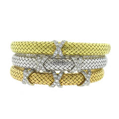 Modern Italian Tri Color Diamond Gold Bangle Bracelet Set