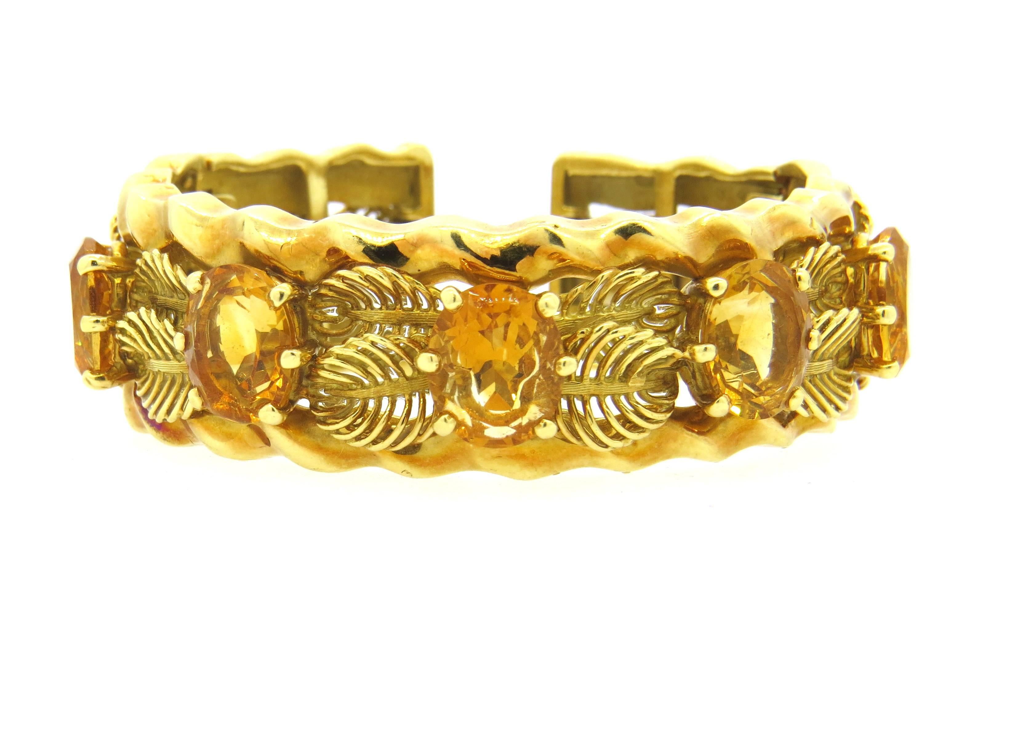 Fine Citrine Gold Leaf Motif Cuff Bracelet  In Excellent Condition In Lambertville, NJ