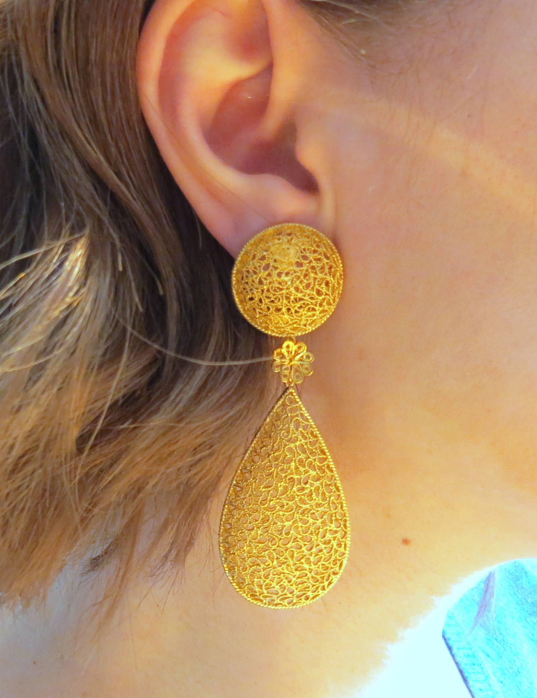 Impressive Buccellati Filidoro Gold Long Drop Earrings 1