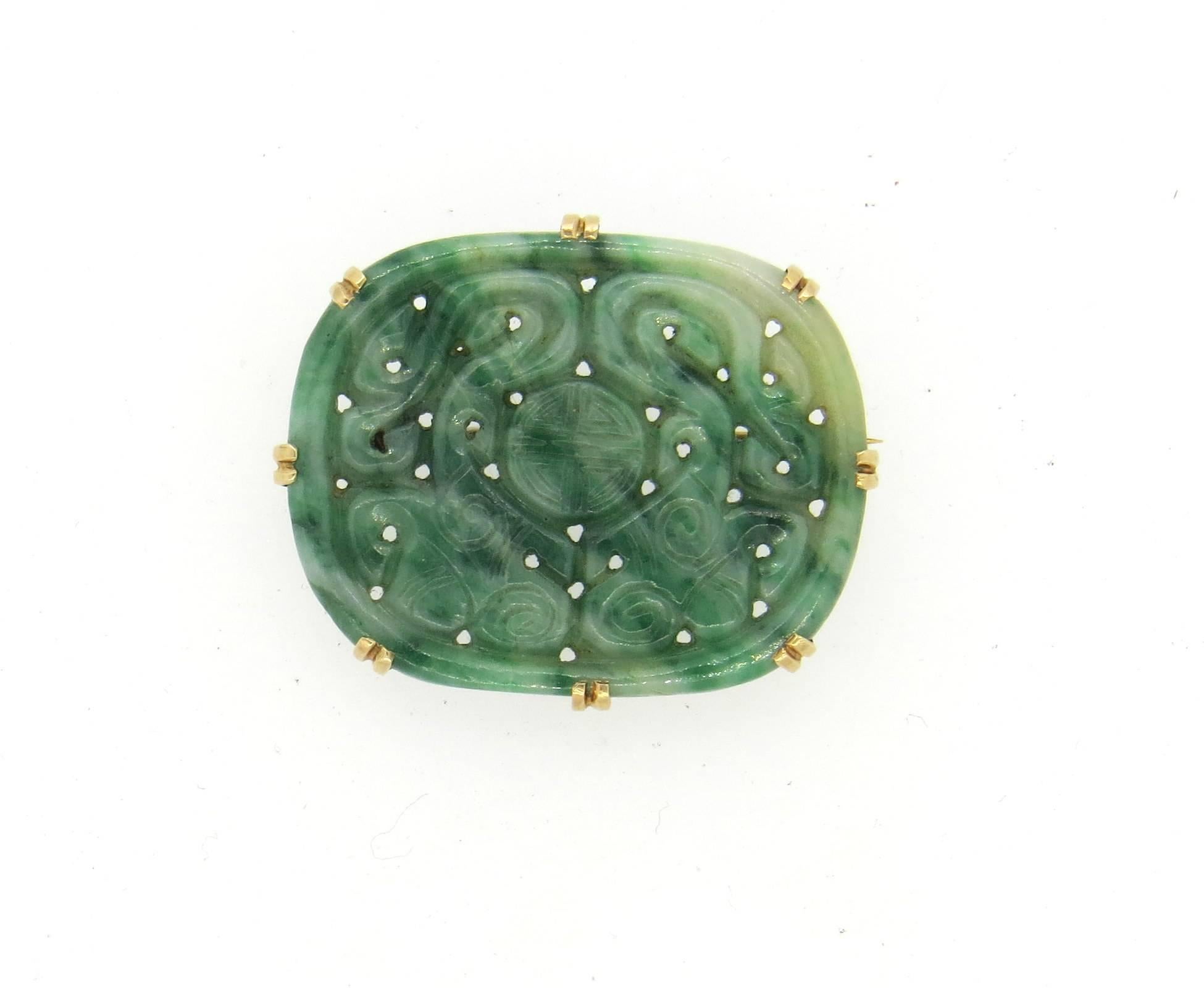 Edwardian Antique Carved Jade Gold Brooch Pin