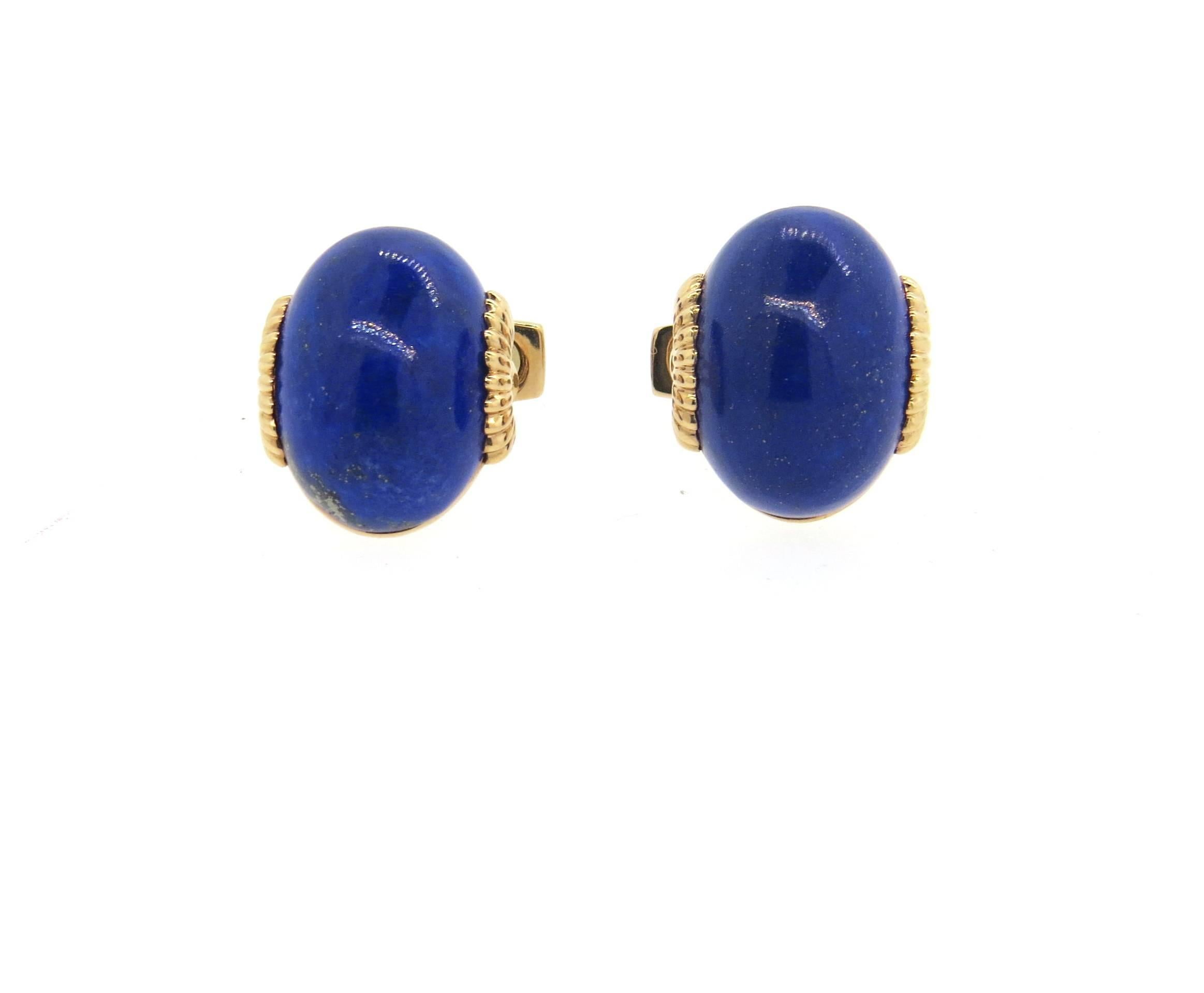 A pair of large 18k yellow gold cufflinks, crafted by Favero,set with lapis lazuli stones. Each top measures 18mm x 15mm. Marked Favero, 750VI,750. Weight - 16 grams 