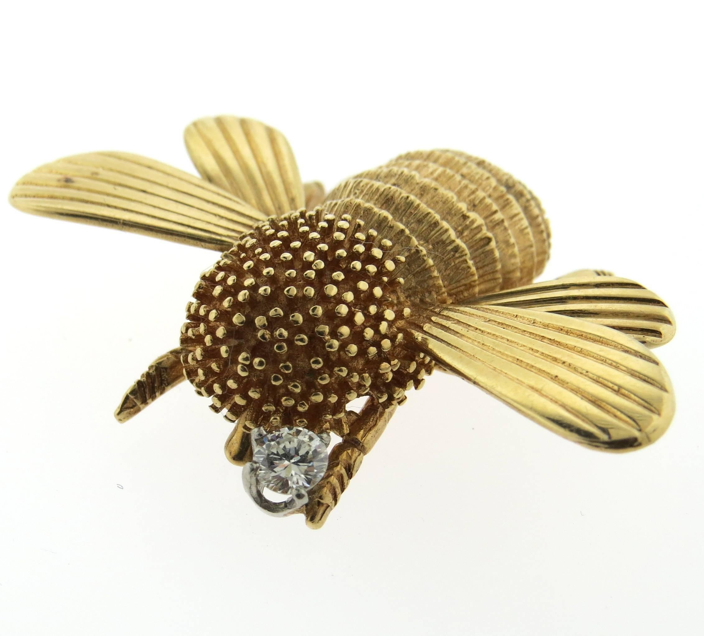 Diamond Gold Bee Insect Brooch Pin In Excellent Condition In Lambertville, NJ