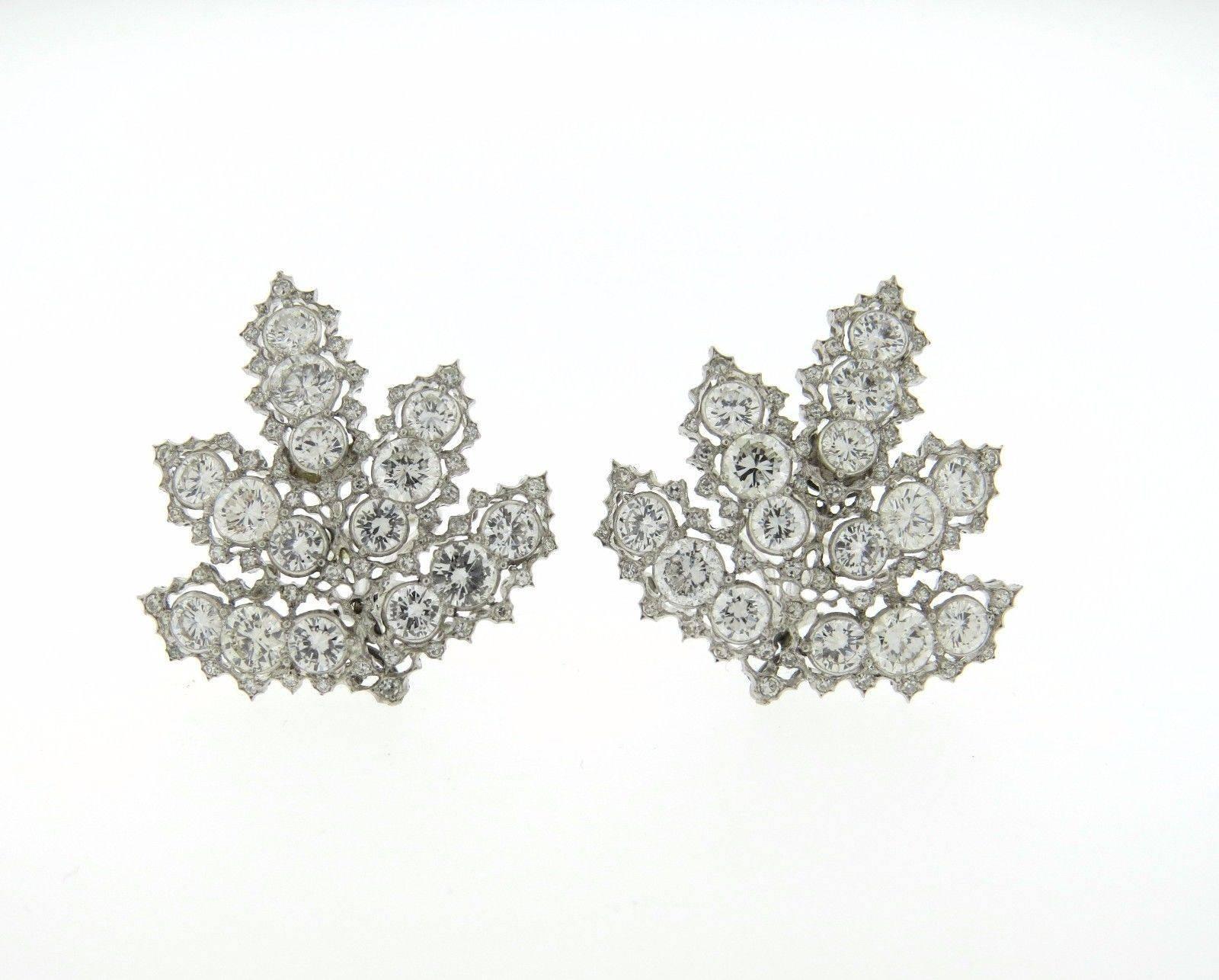 Women's Buccellati Important Emerald Diamond Gold Leaf Drop Day Night Earrings