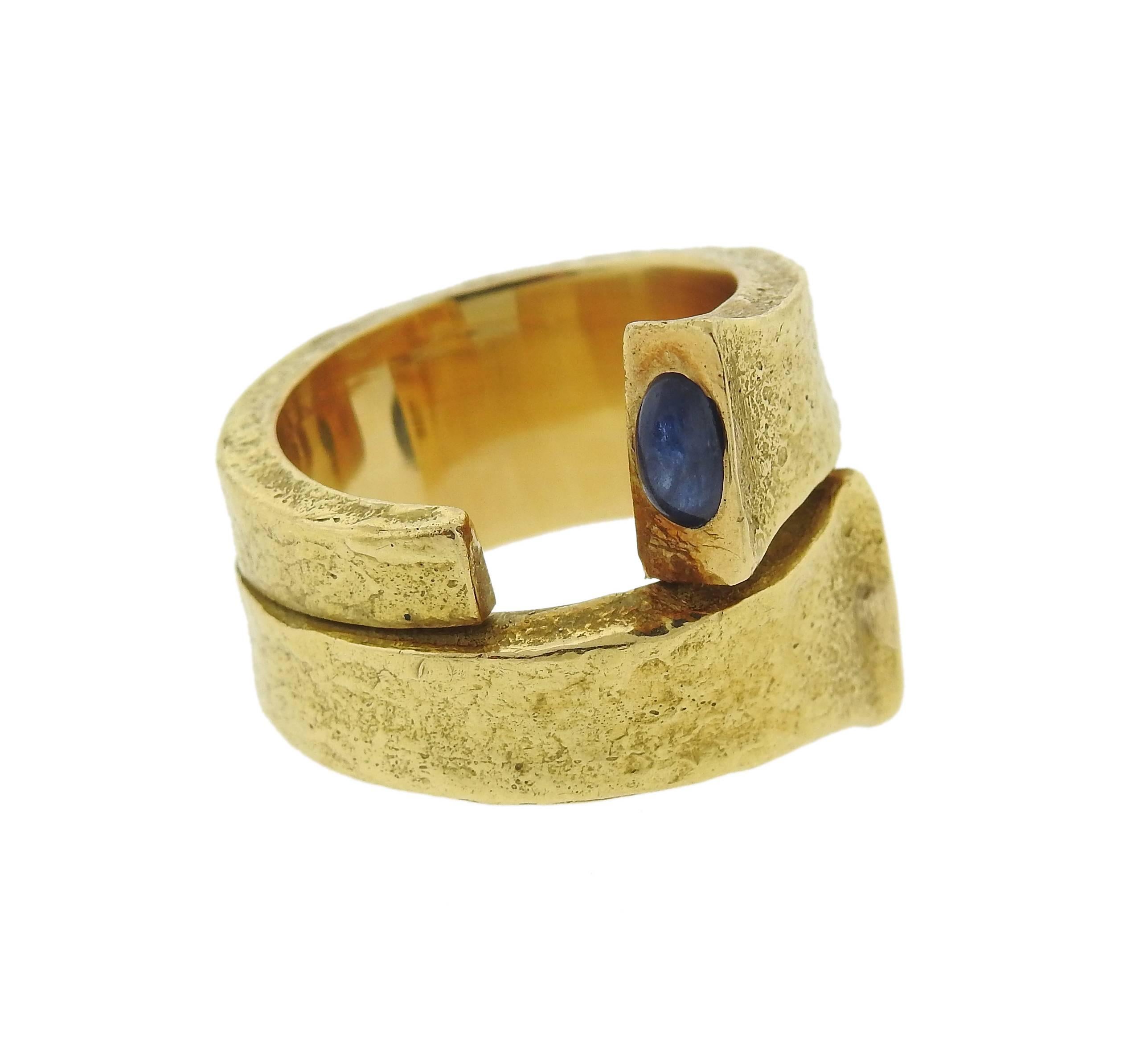 David Webb Iconic Sapphire Gold Rustic Nail Ring 1