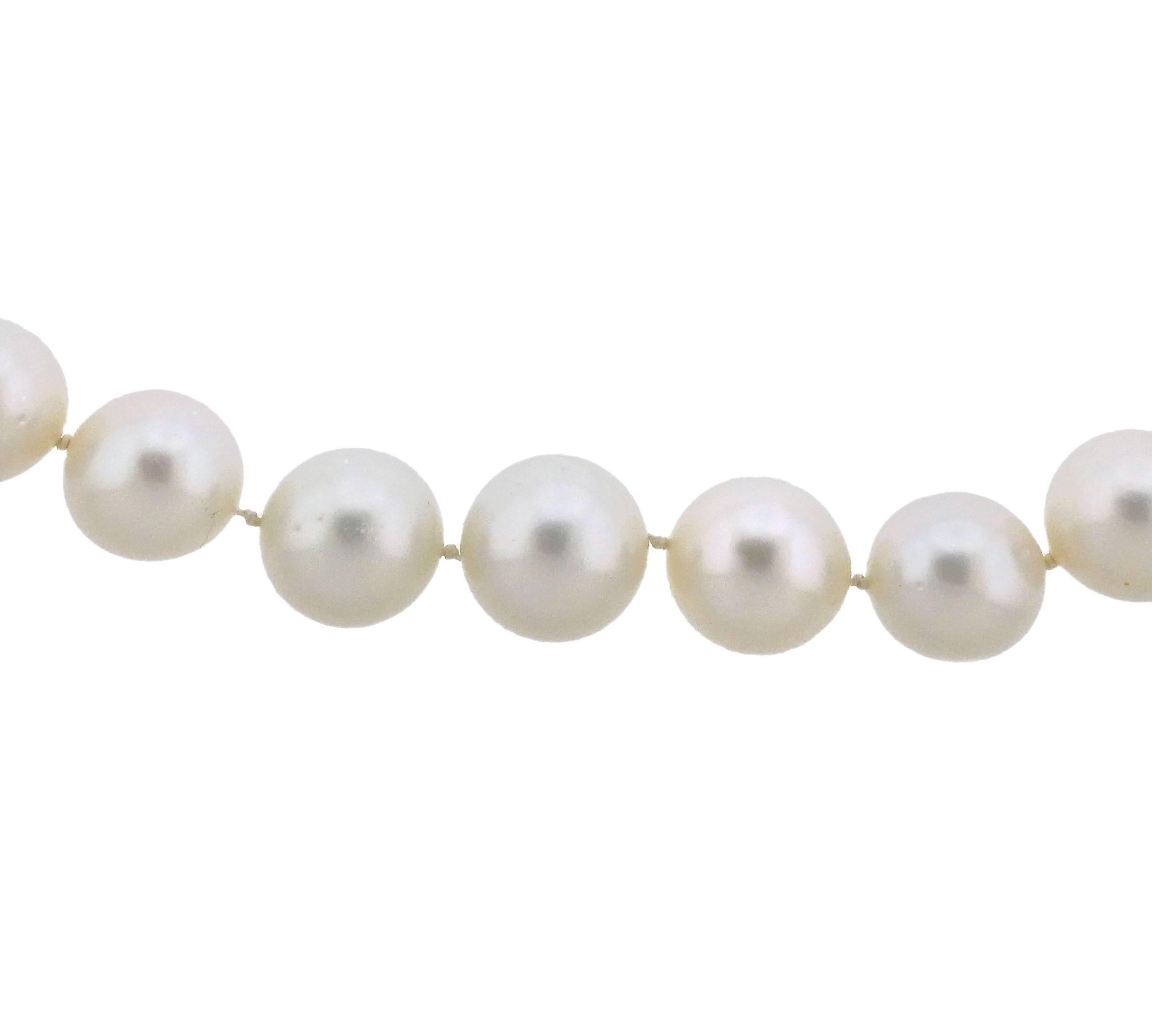 South Sea Pearl Diamond Gold Necklace  In Excellent Condition In Lambertville, NJ