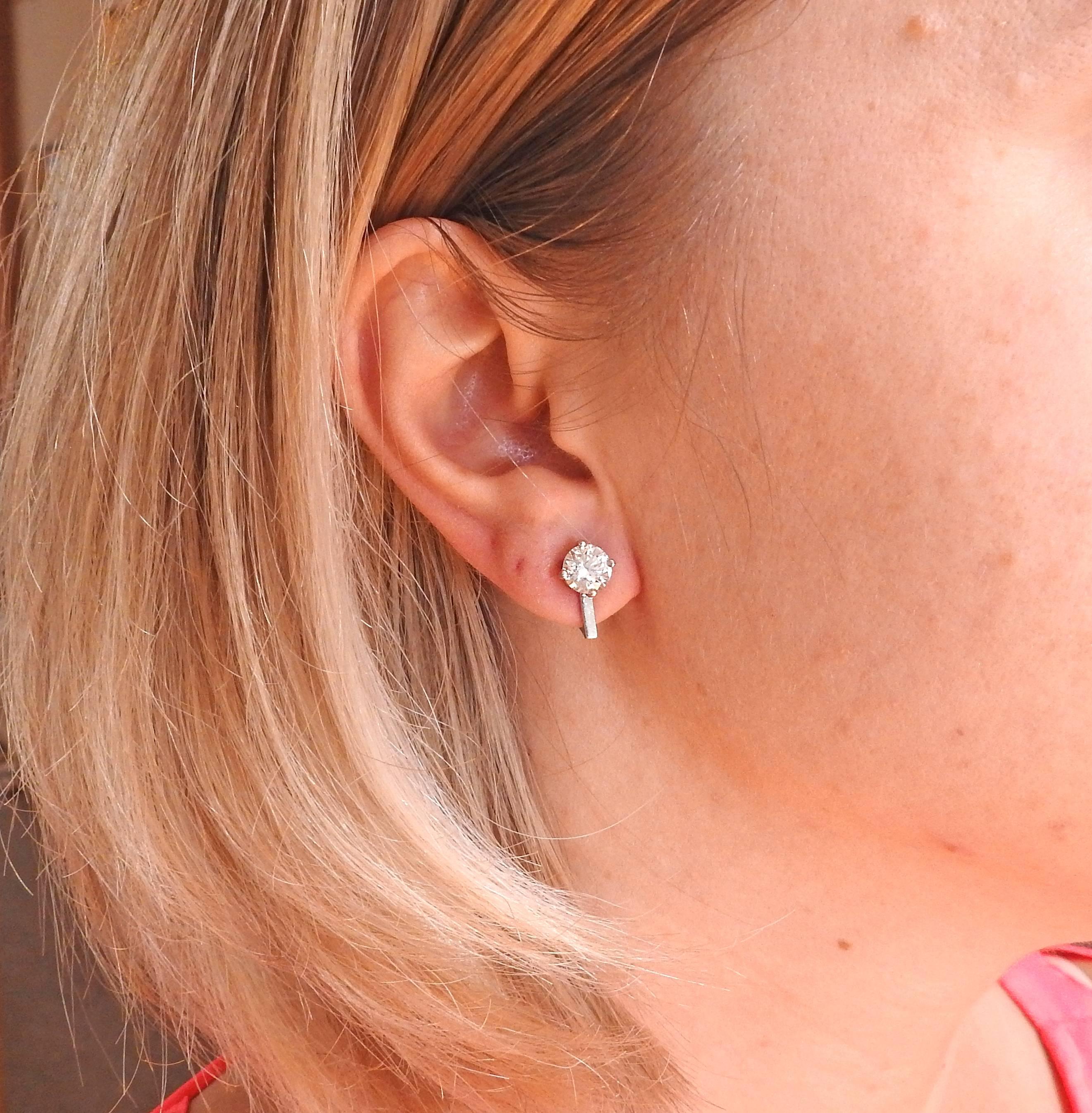 Women's TIFFANY & CO  2.44ctw F VVS2 Diamond Stud Earrings