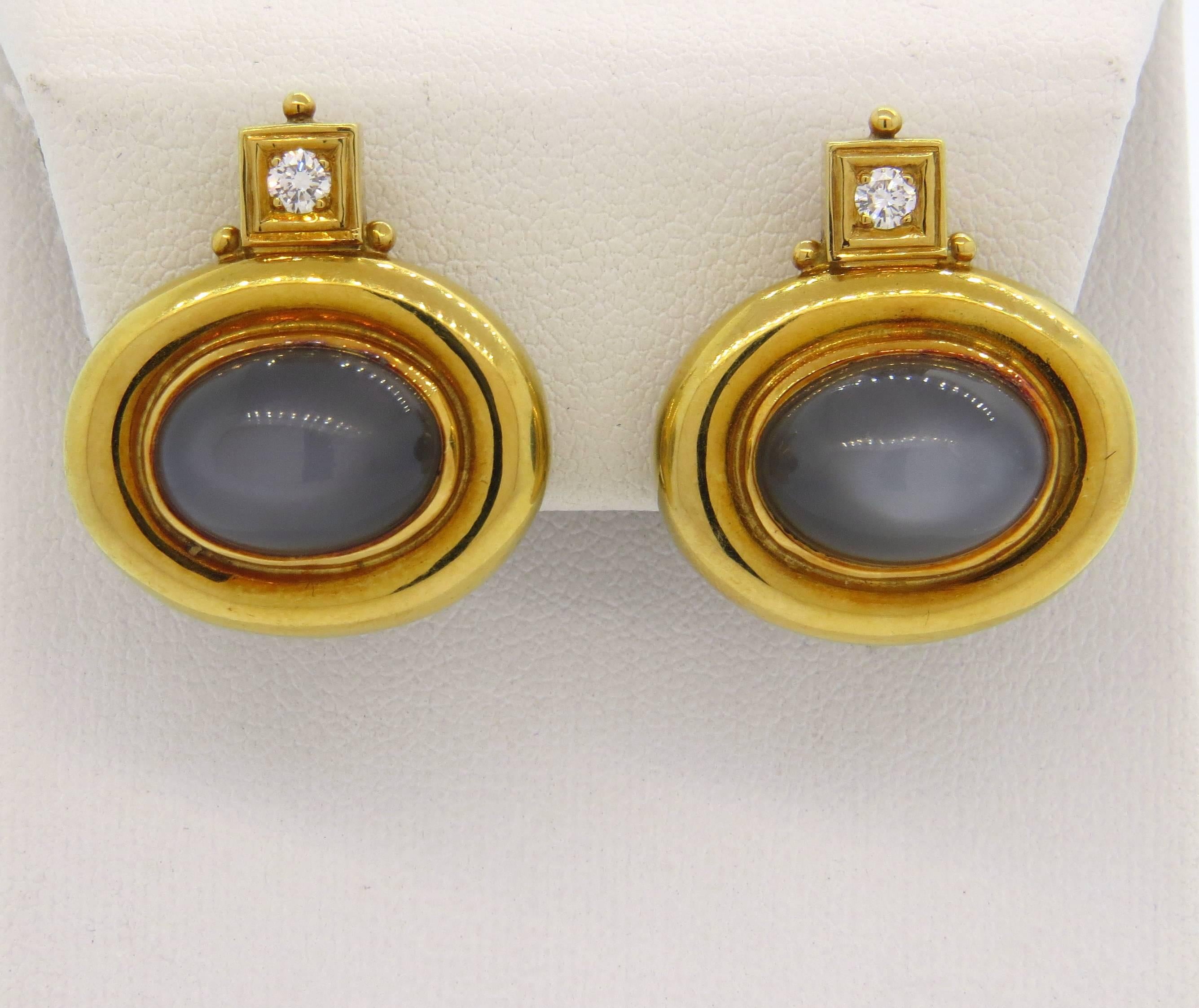 Women's Elizabeth Gage Grey Moonstone Diamond Gold Earrings