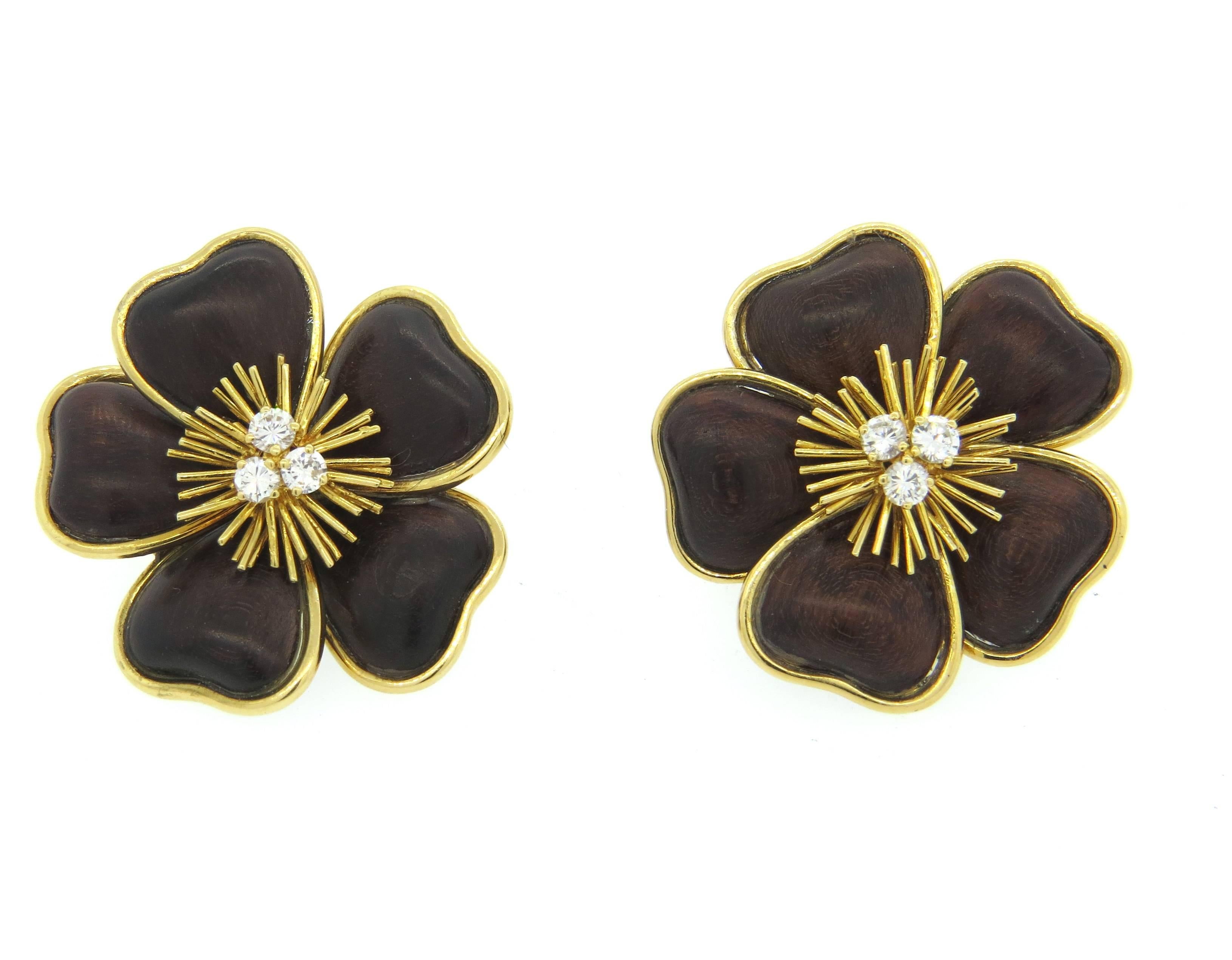 van cleef flower earrings