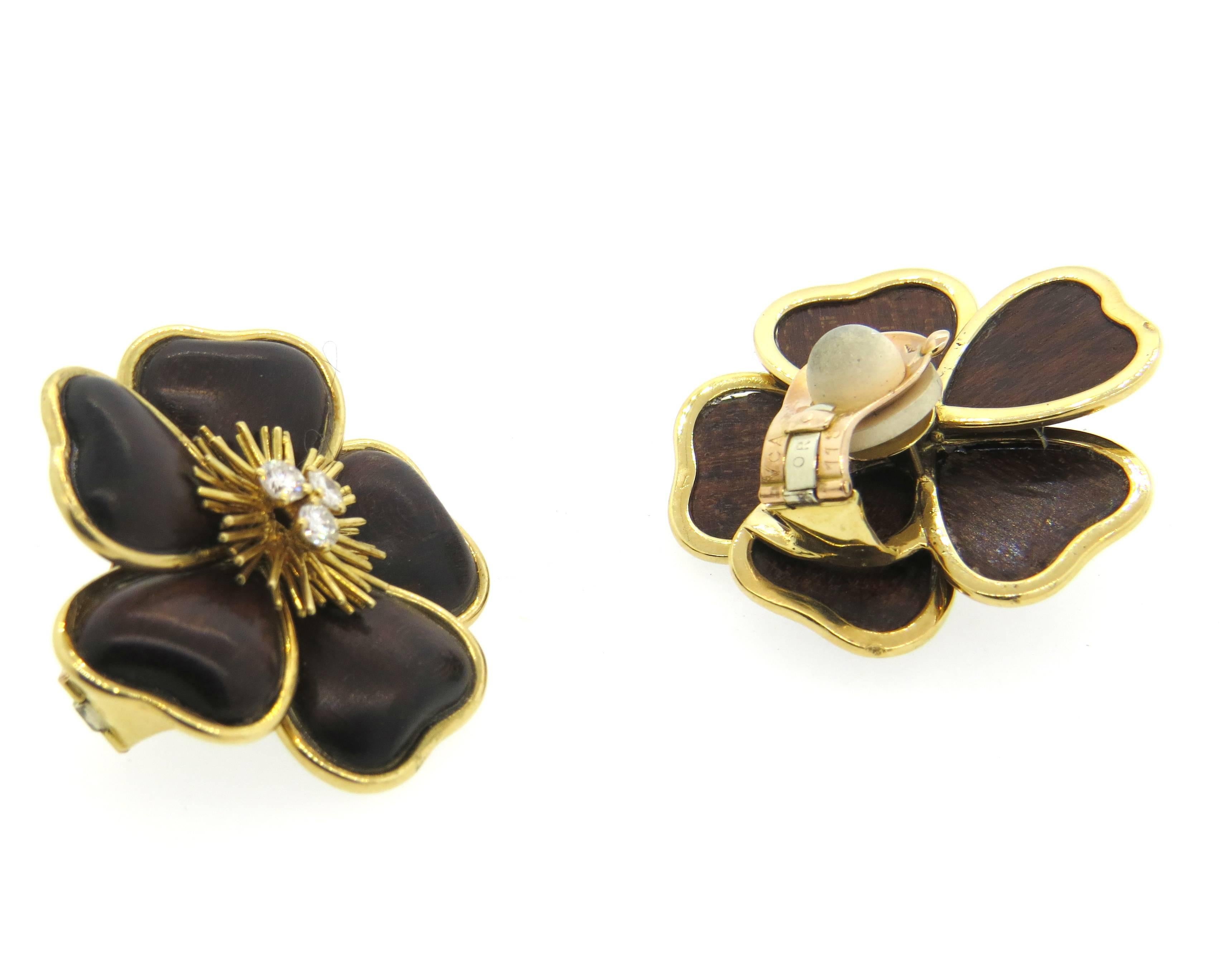 Van Cleef & Arpels Clematis Wood Diamond Gold Large Flower Earrings In Excellent Condition In Lambertville, NJ