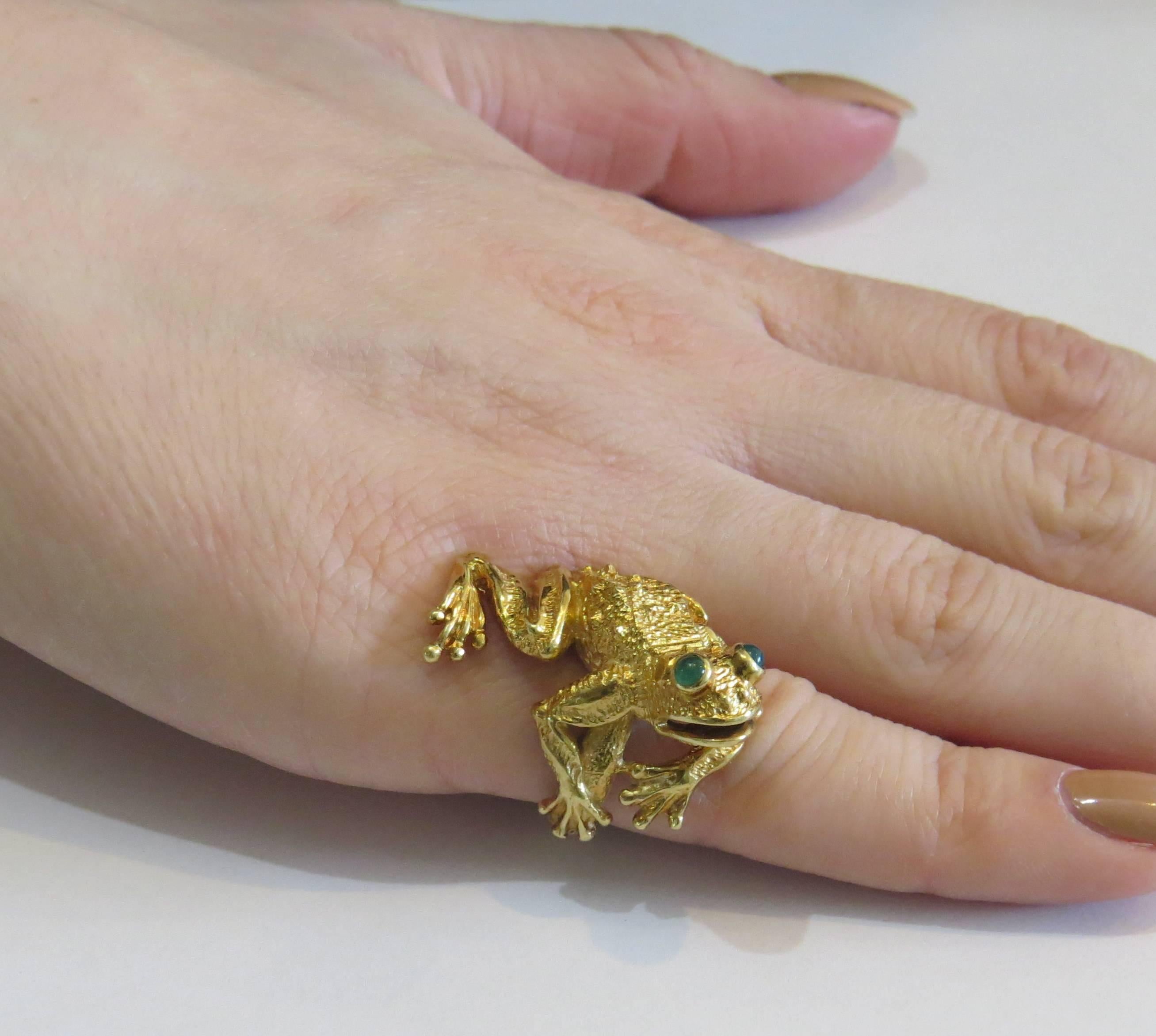 Women's Whimsical Kurt Wayne Emerald Gold Frog Ring