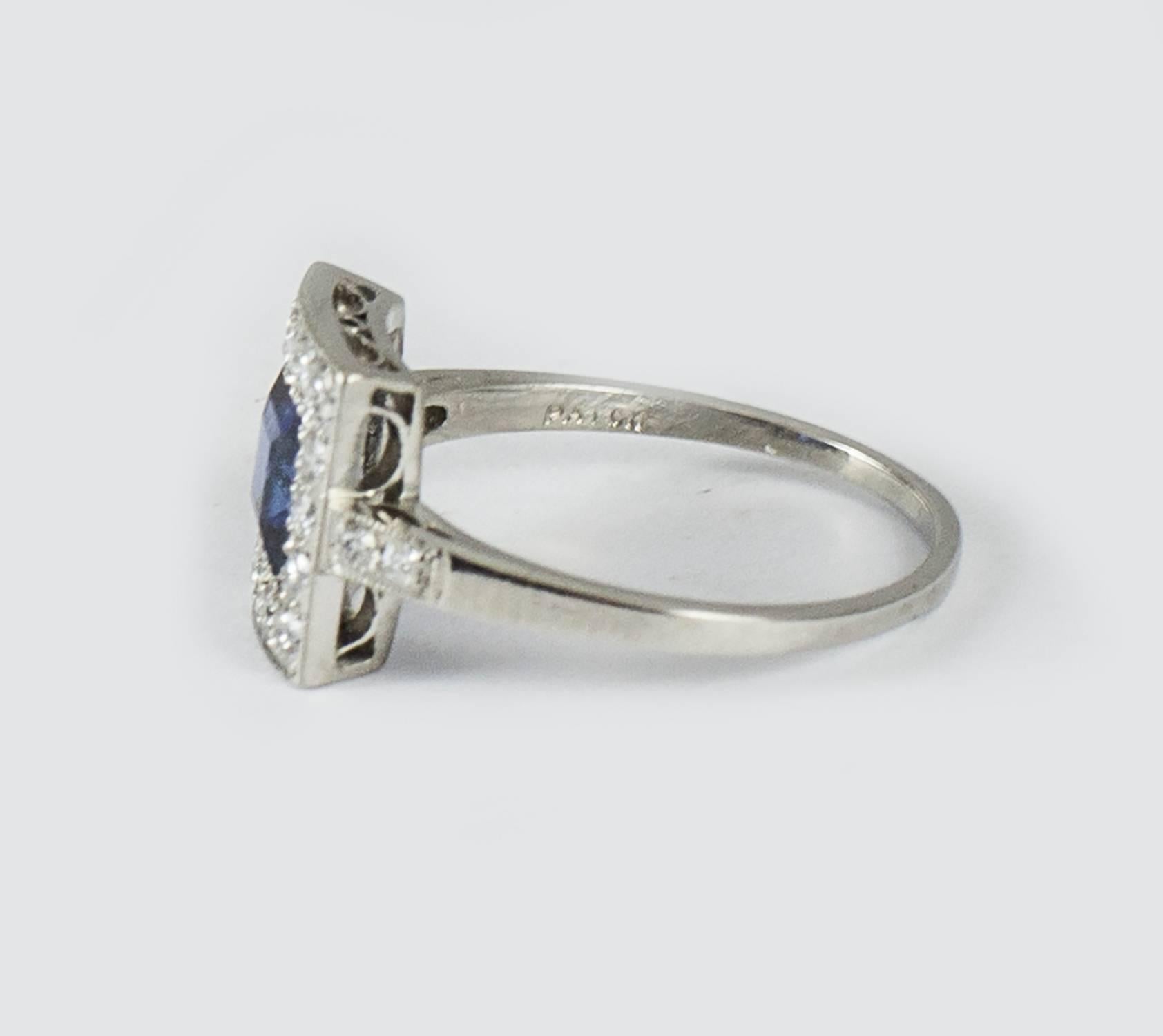 Art Deco Platinum Diamond Sapphire Ring In Excellent Condition In Toronto, Ontario