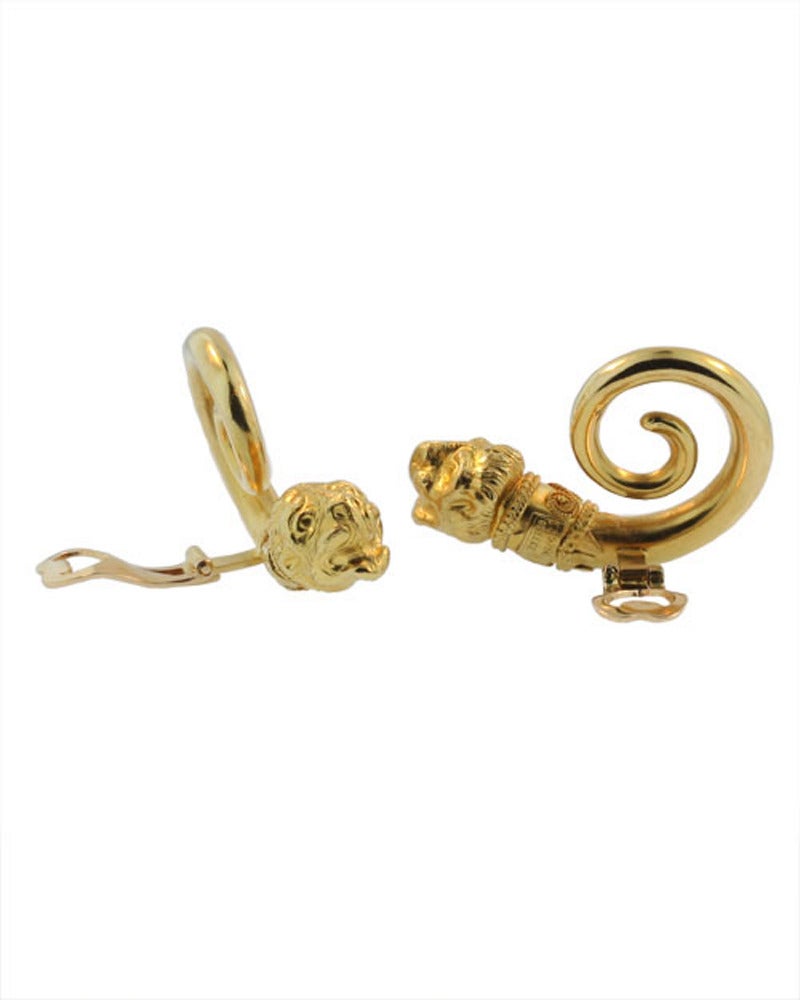 Lalaounis Gold Lion Ear Clips In Excellent Condition For Sale In Toronto, Ontario