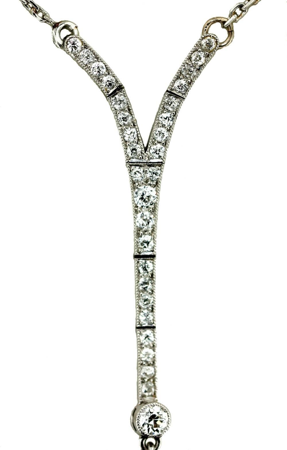Art Deco Amethyst Diamond Platinum Drop Necklace  In Excellent Condition For Sale In Toronto, Ontario