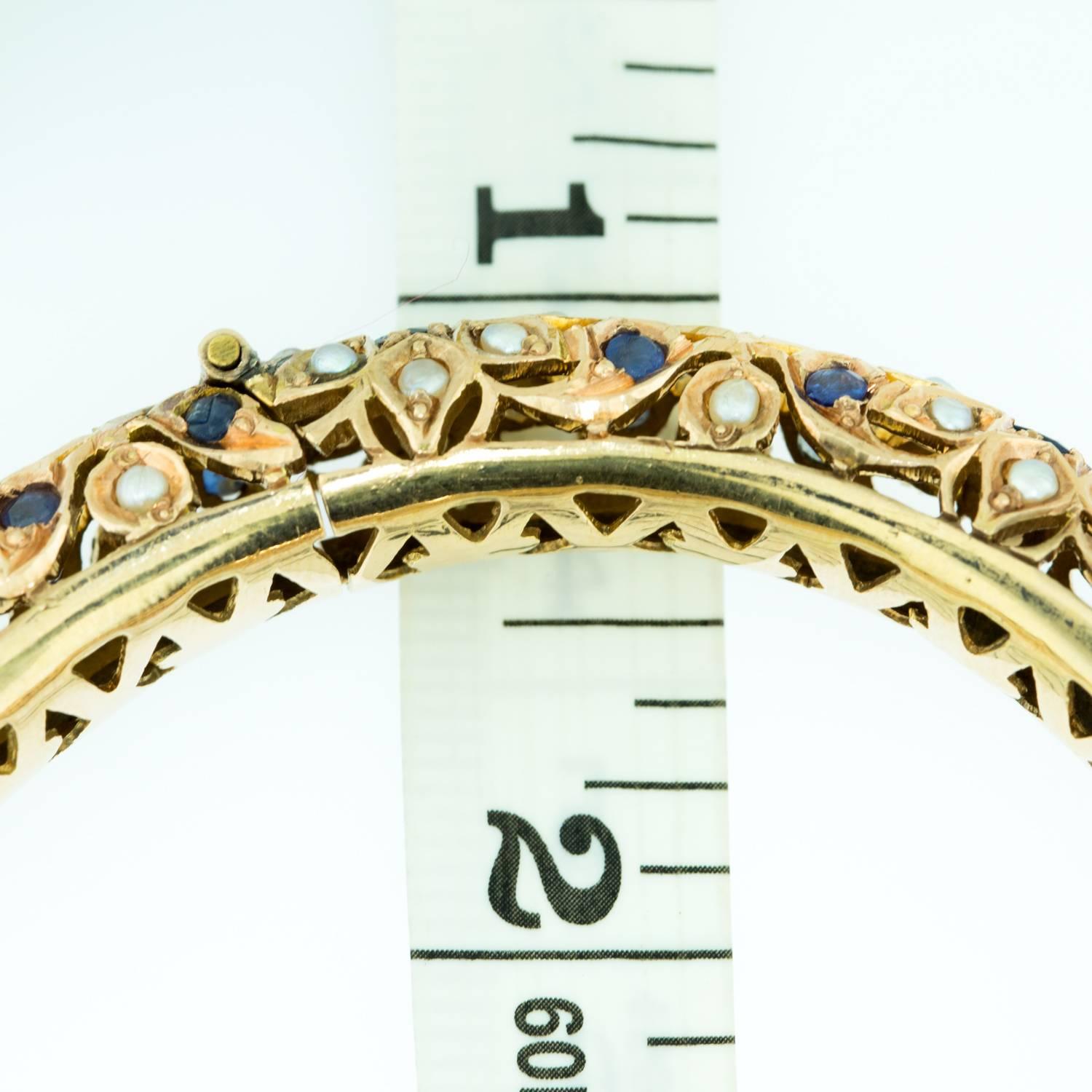 Sapphire Pearl Gold Bracelet In Excellent Condition In Toronto, Ontario