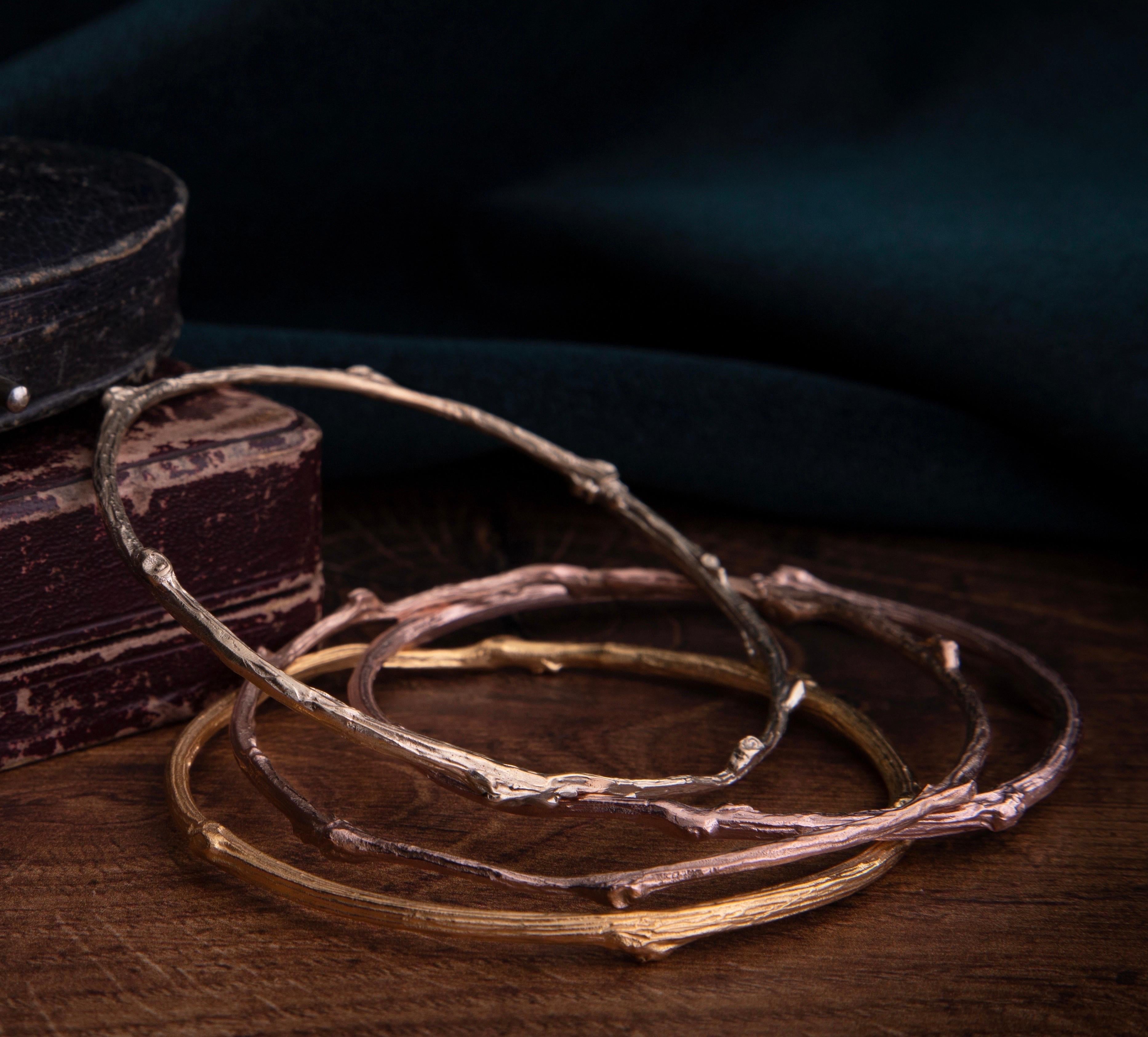 14 carat gold Rose twig bangle For Sale 2