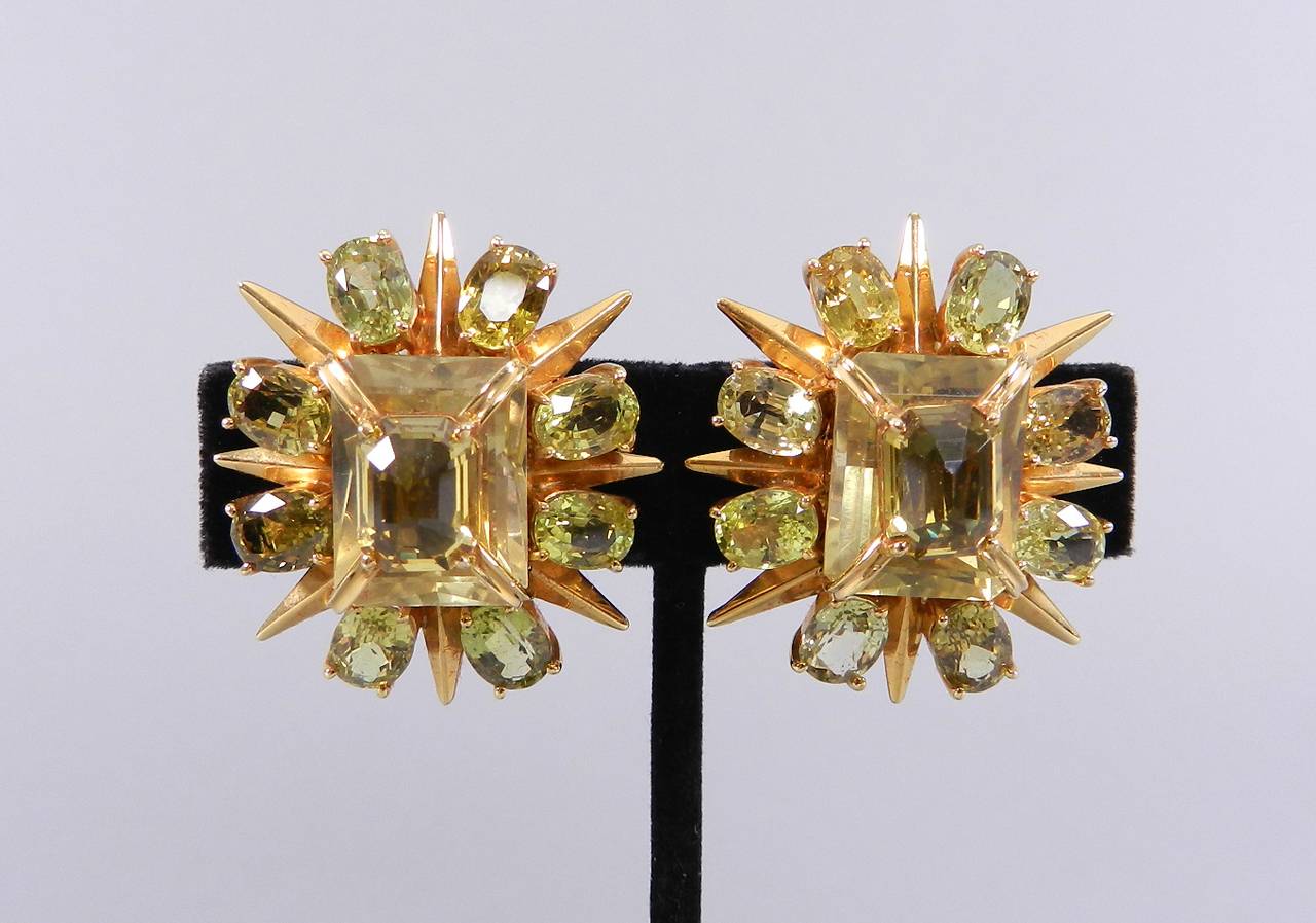 Tony Duquette 18k gold and citrine starburst earrings. Pierced backing folds down so can be worn as un-pierced clips as well. Vintage circa 1980's Hollywood Regency. Excellent condition. 1 3/8