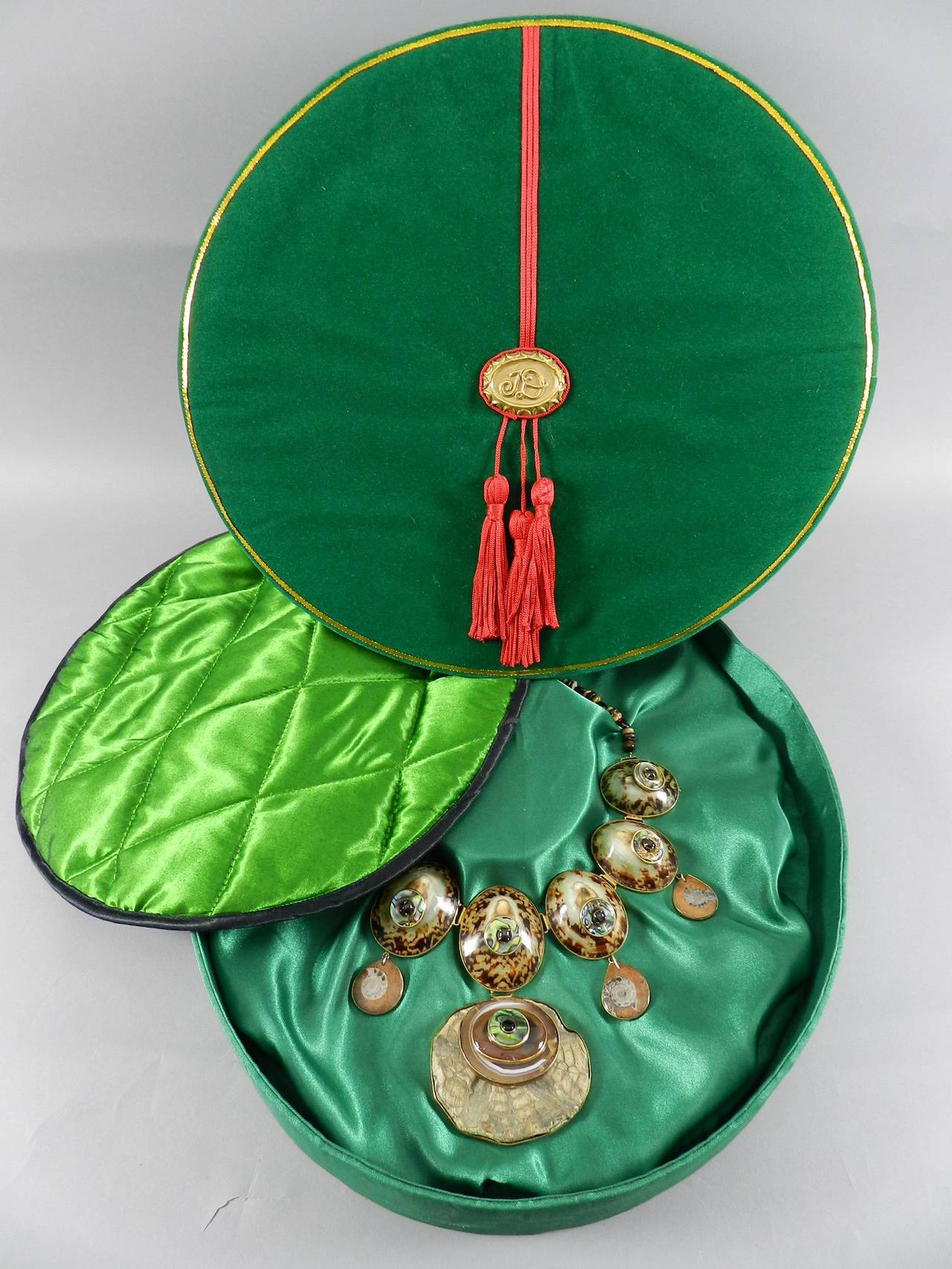 Tony Duquette 1999 Talisman Bib Necklace in Box - Ammonite and Shells In Excellent Condition In Toronto, Ontario