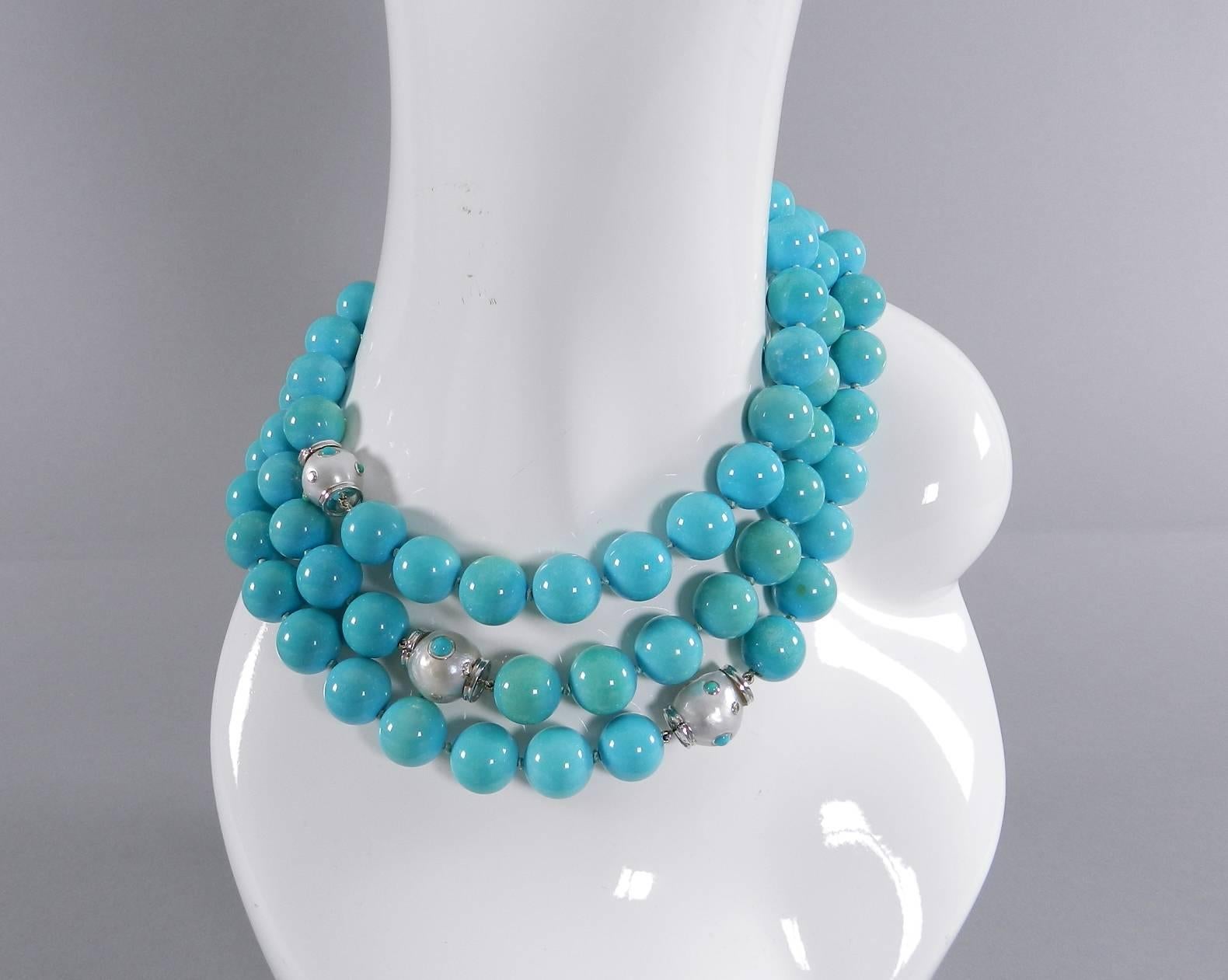 Trianon Set of Three Turquoise Bead Necklaces with Pearl  and Gold Clasp In Excellent Condition In Toronto, Ontario