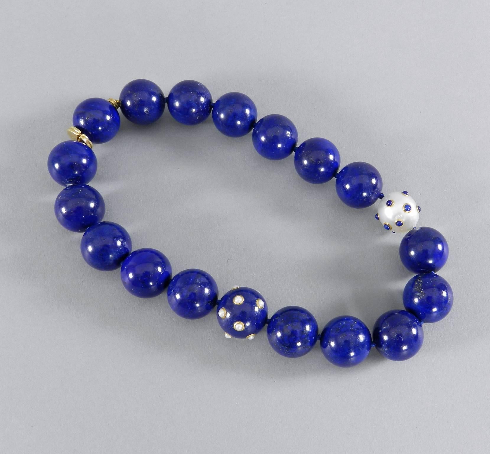 Angela Cummings Lapis Lazuli Pearl Gold Beaded Necklace  In Excellent Condition In Toronto, Ontario