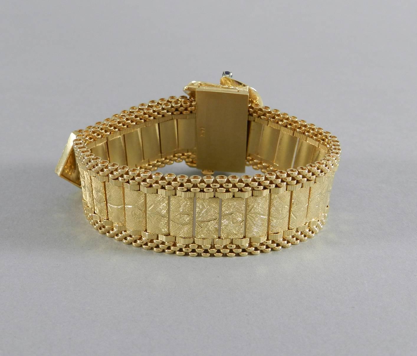 Women's Sapphire Diamond Gold Clasped Bracelet For Sale