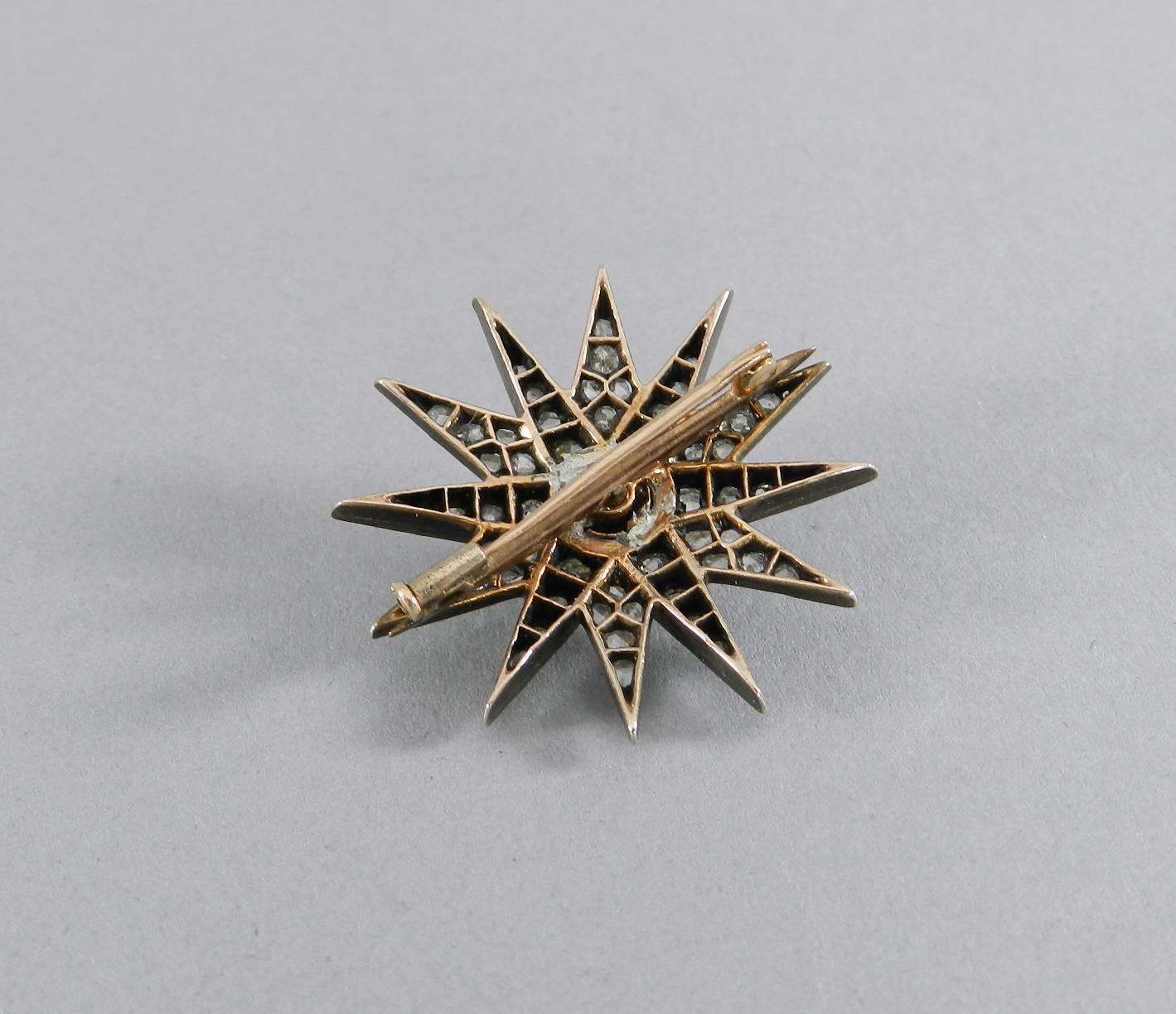 Antique Victorian Rose Cut Diamond and Gold Star Brooch Pin In Excellent Condition In Toronto, Ontario
