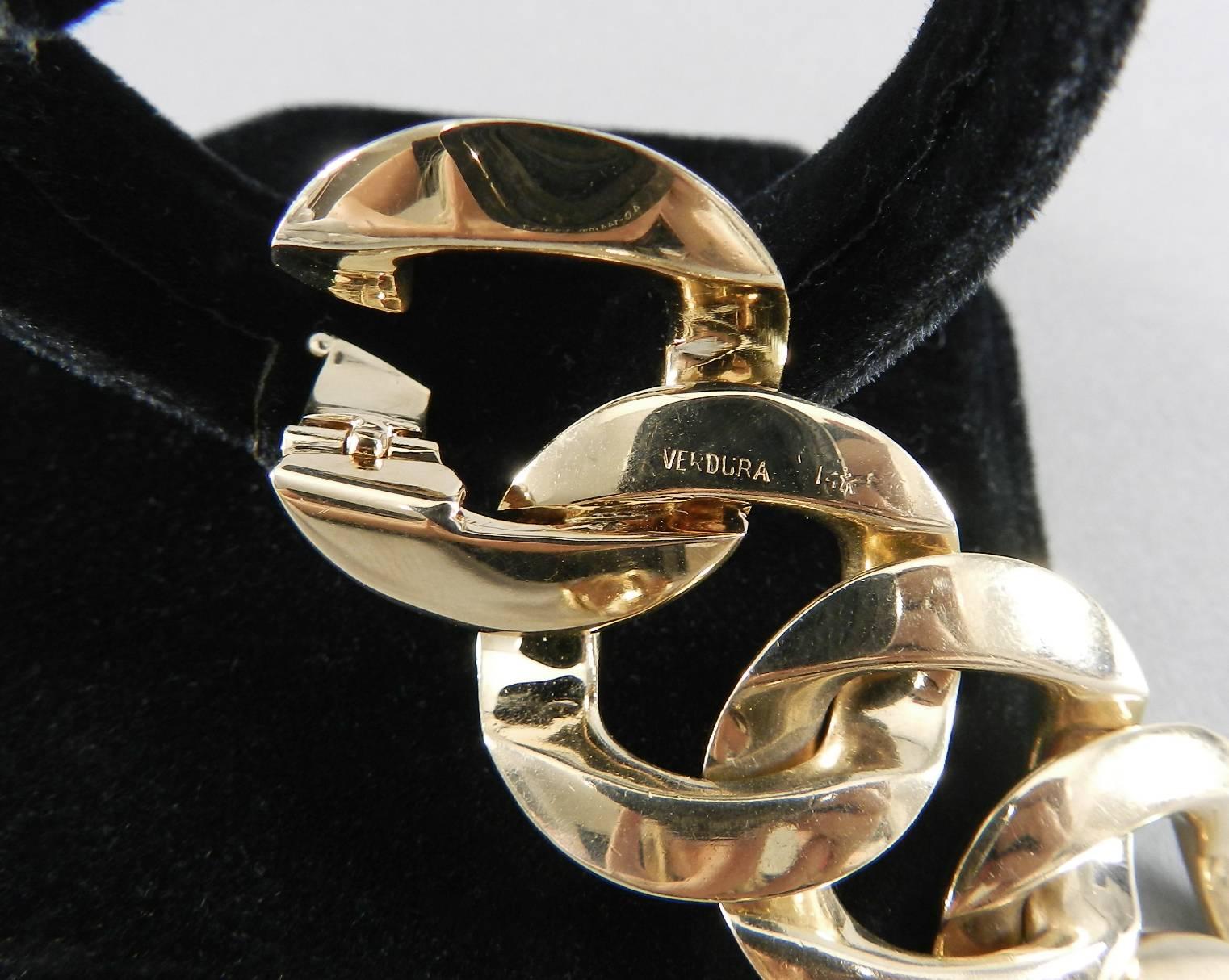 Verdura Greta Garbo Rare Extra Large Heavy Curb Link Chain Gold Bracelet In Excellent Condition In Toronto, Ontario
