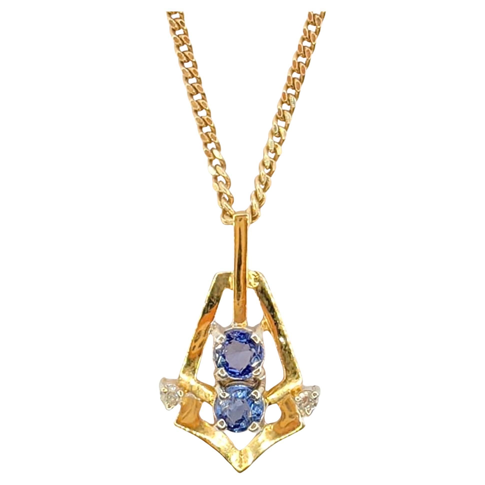 Ciondolo d'epoca in oro giallo 14K con zaffiro blu pastello e diamante