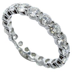 20 Round Brilliant Cut Diamond Wedding Band Eternity Ring in 18K White Gold