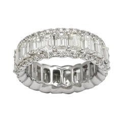 Stunning Emerald Cut Diamond Gold Eternity Band 1