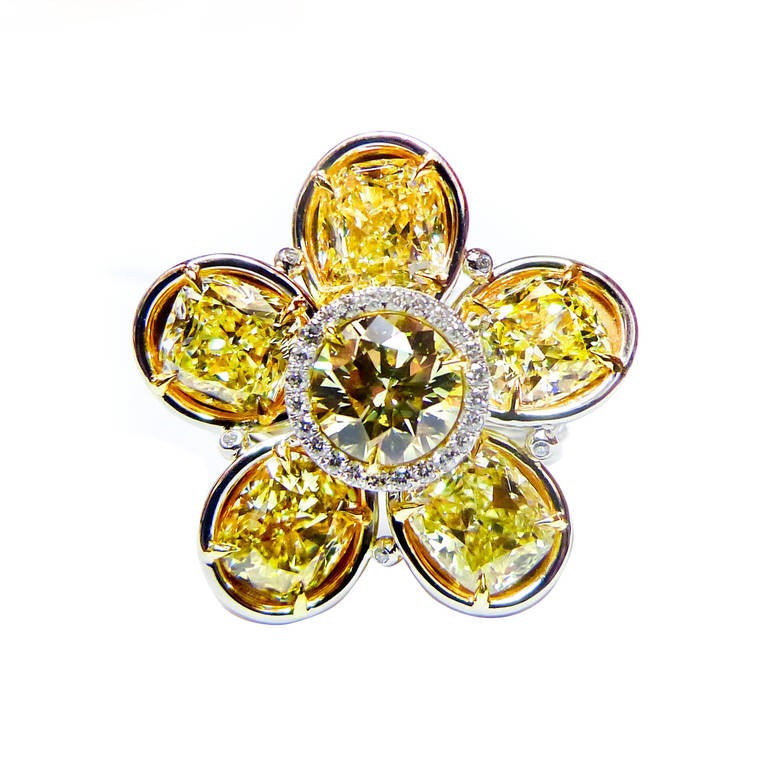 Magnificent GIA Certified Diamond Gold Platinum Flower RIng For Sale