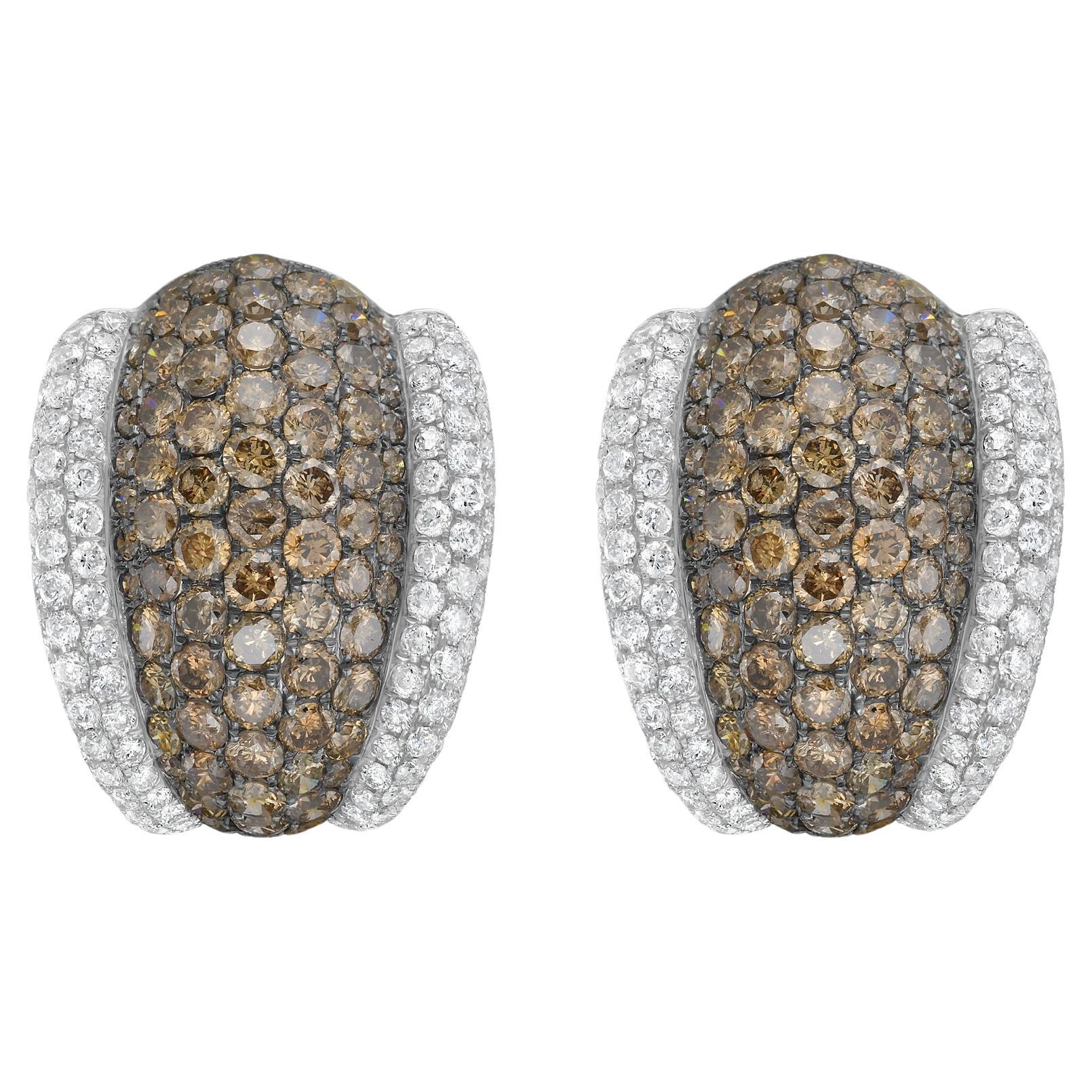 Orecchini Diana M 9,54cts con diamanti bianchi e champagne in vendita