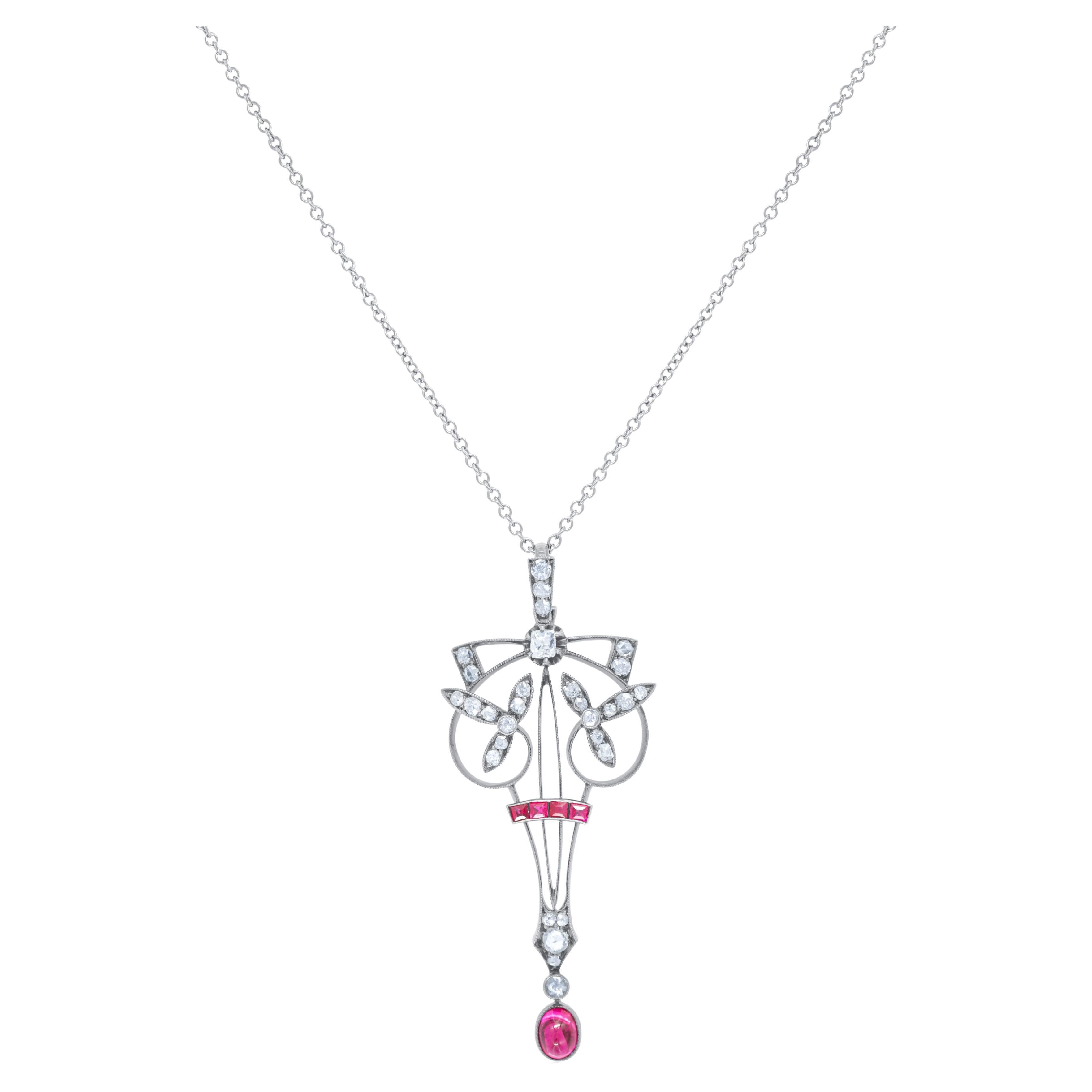 Diana M. I. Custom 2.50 carati. Collana con rubini e diamanti in oro rosa 18 carati in vendita