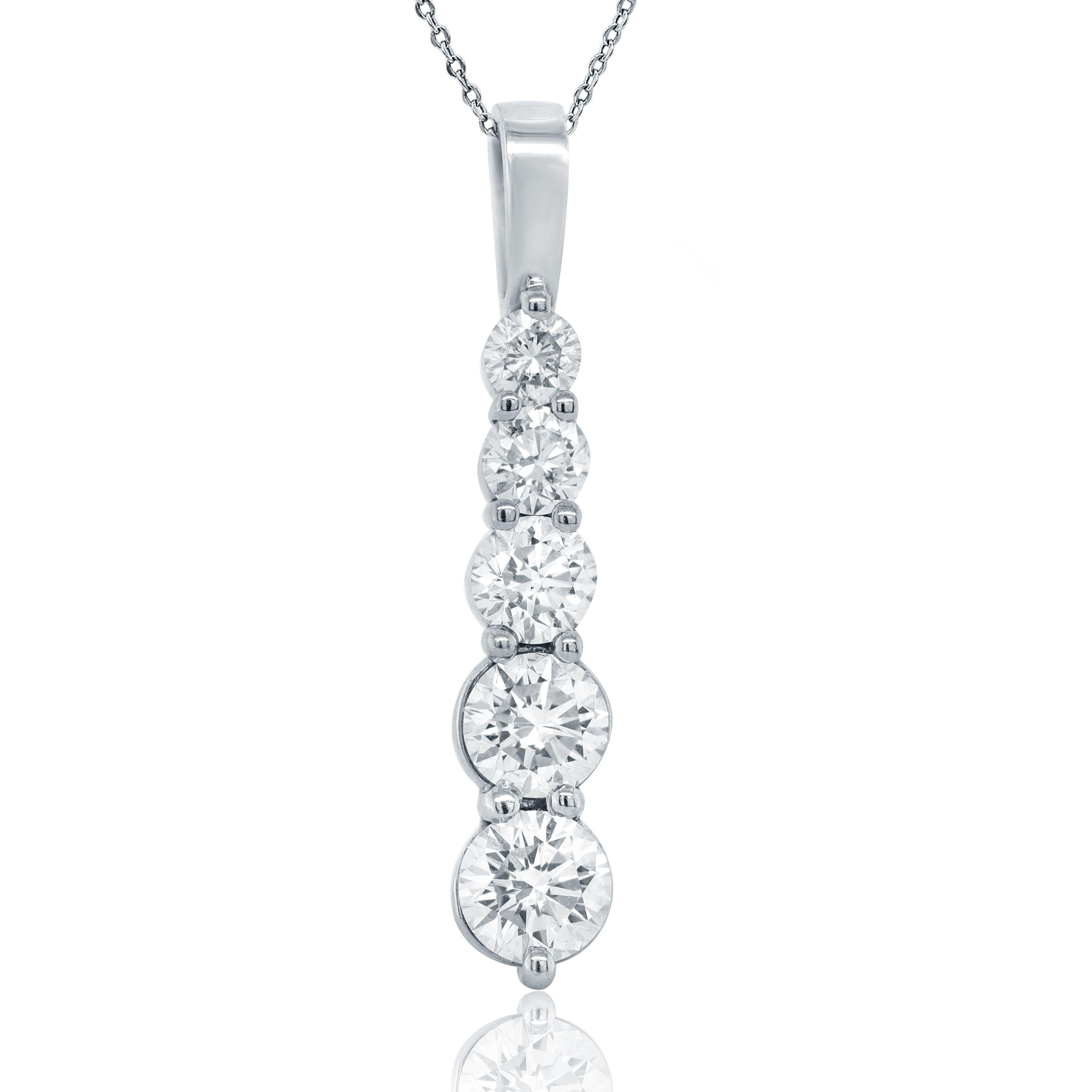 Diana M. Custom 2.85 kt. Diamant-Anhänger-Halskette 18K Weißgold im Zustand „Neu“ im Angebot in New York, NY