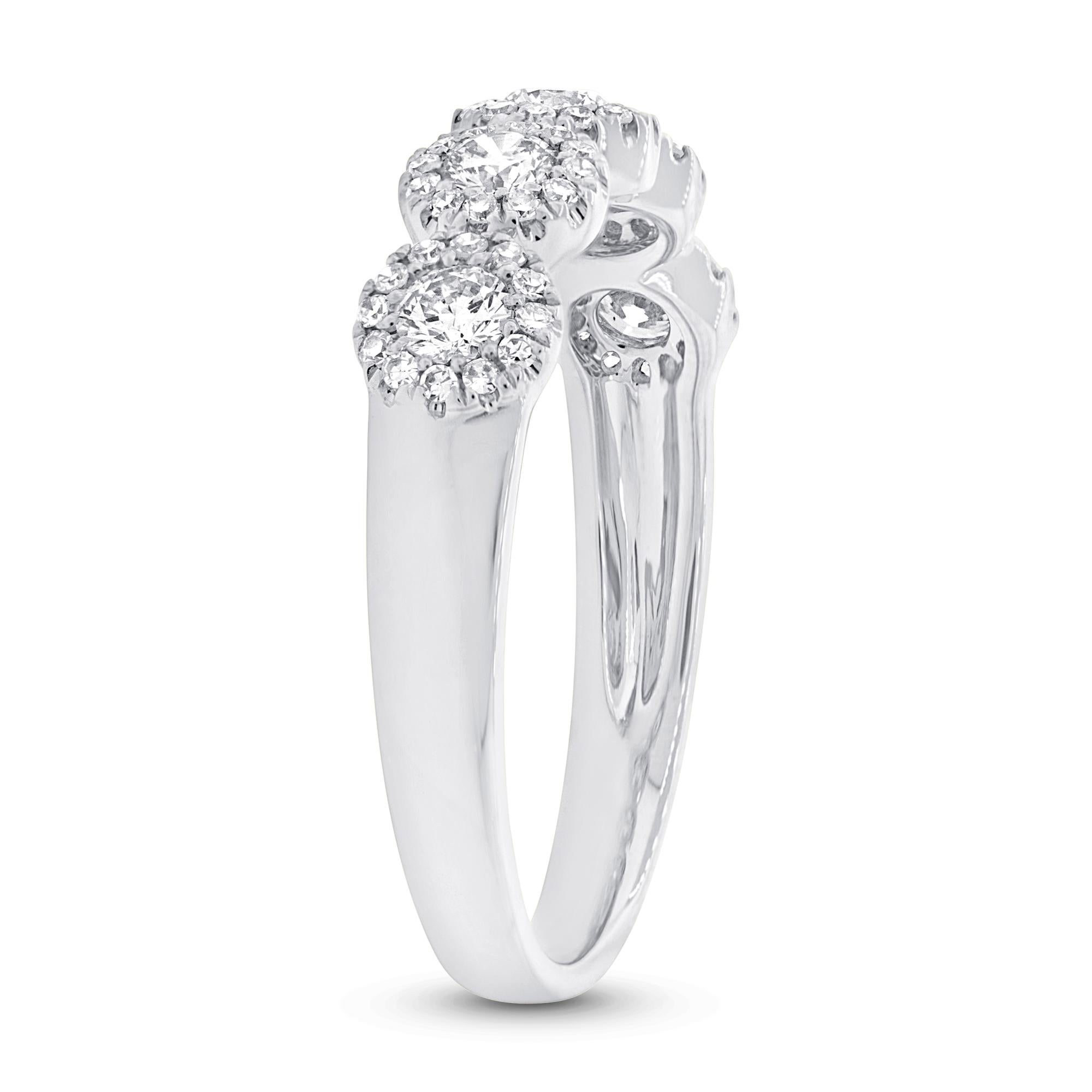 Round Cut 0.57 Carat 14 Karat White Gold Diamond Ladies Ring