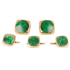 David Webb Carved Jade Gold Cufflinks and Dress Set